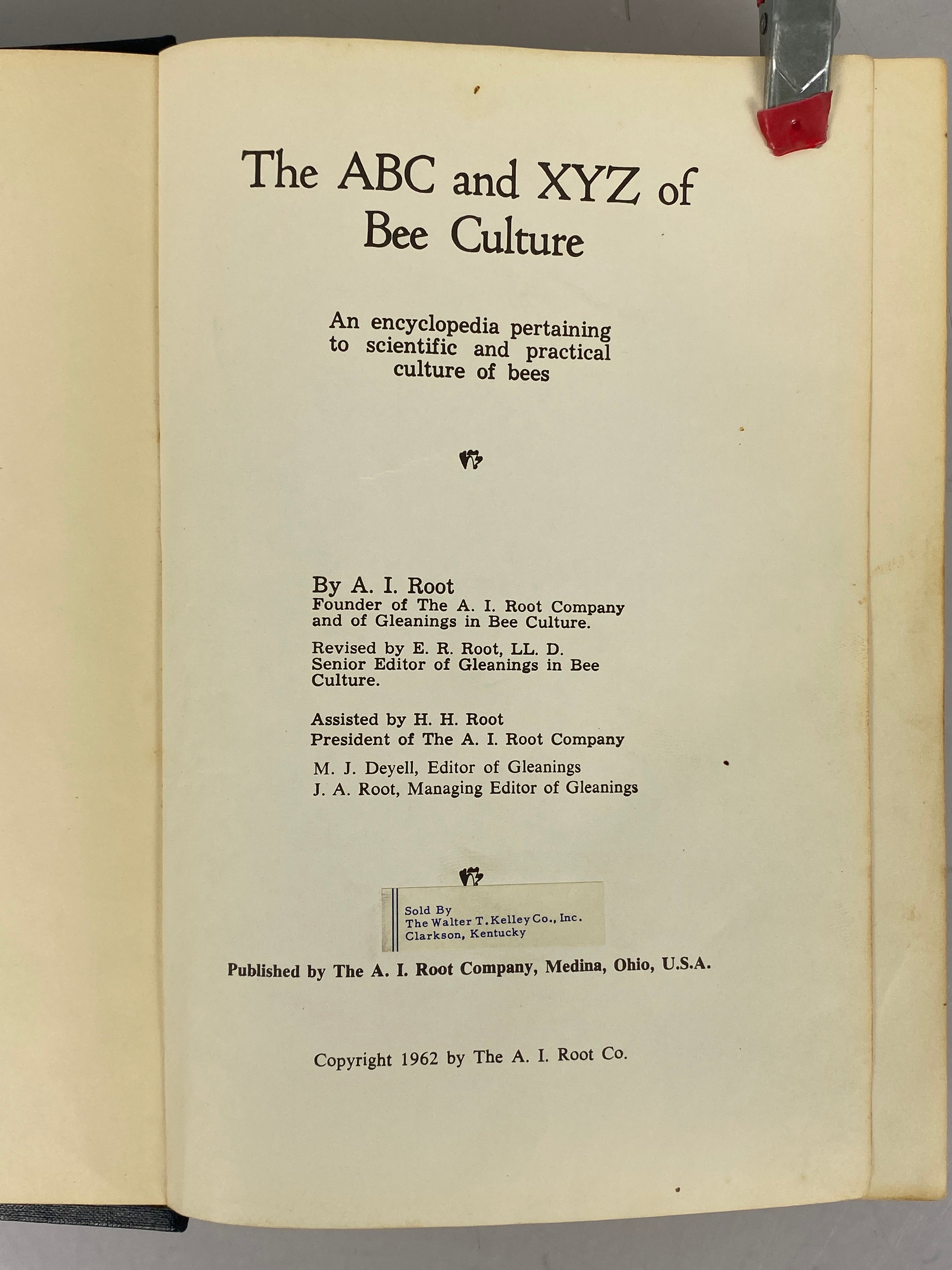 The ABC and XYZ of Bee Culture by A.I. Root 1962 Vintage HC