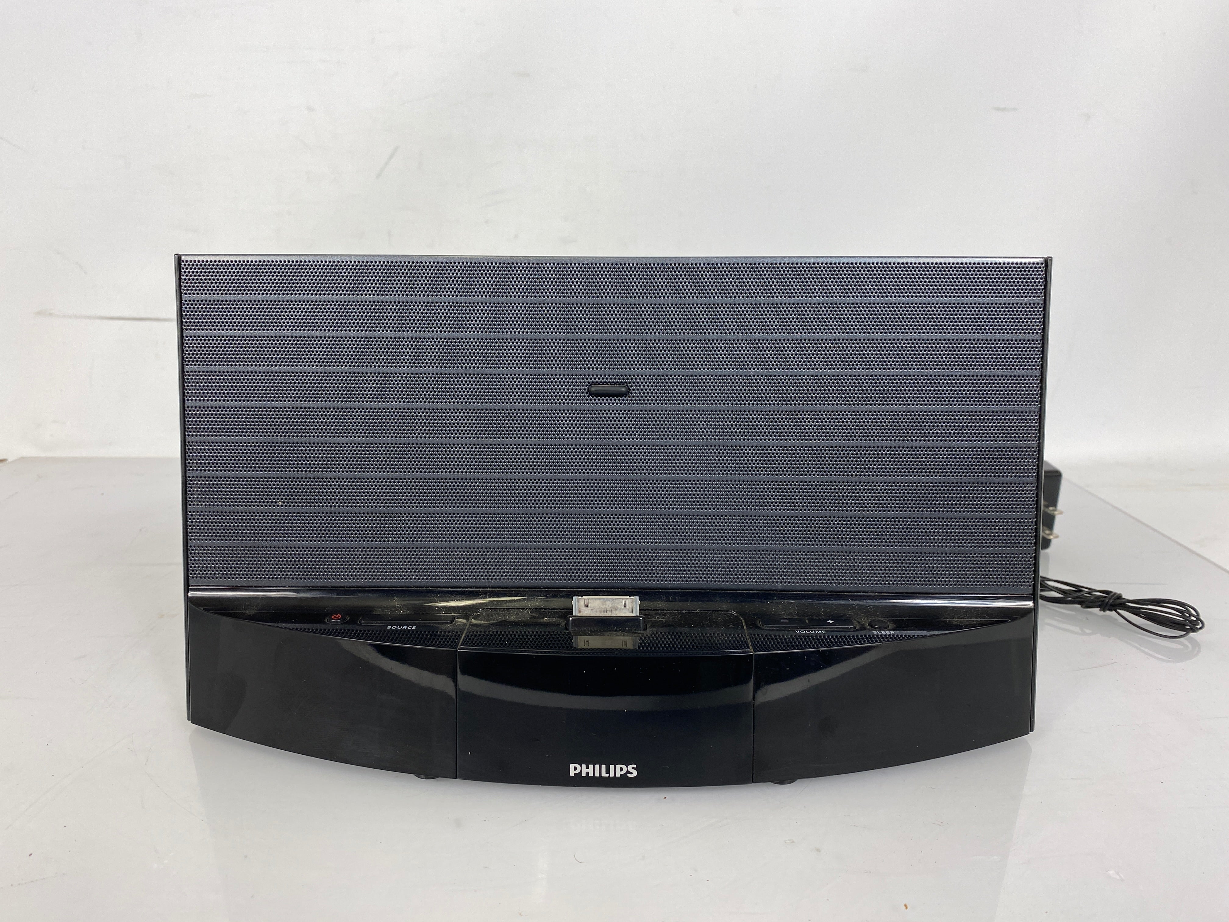 Philips AJ7040D/37 Docking Station for iPhone/iPod