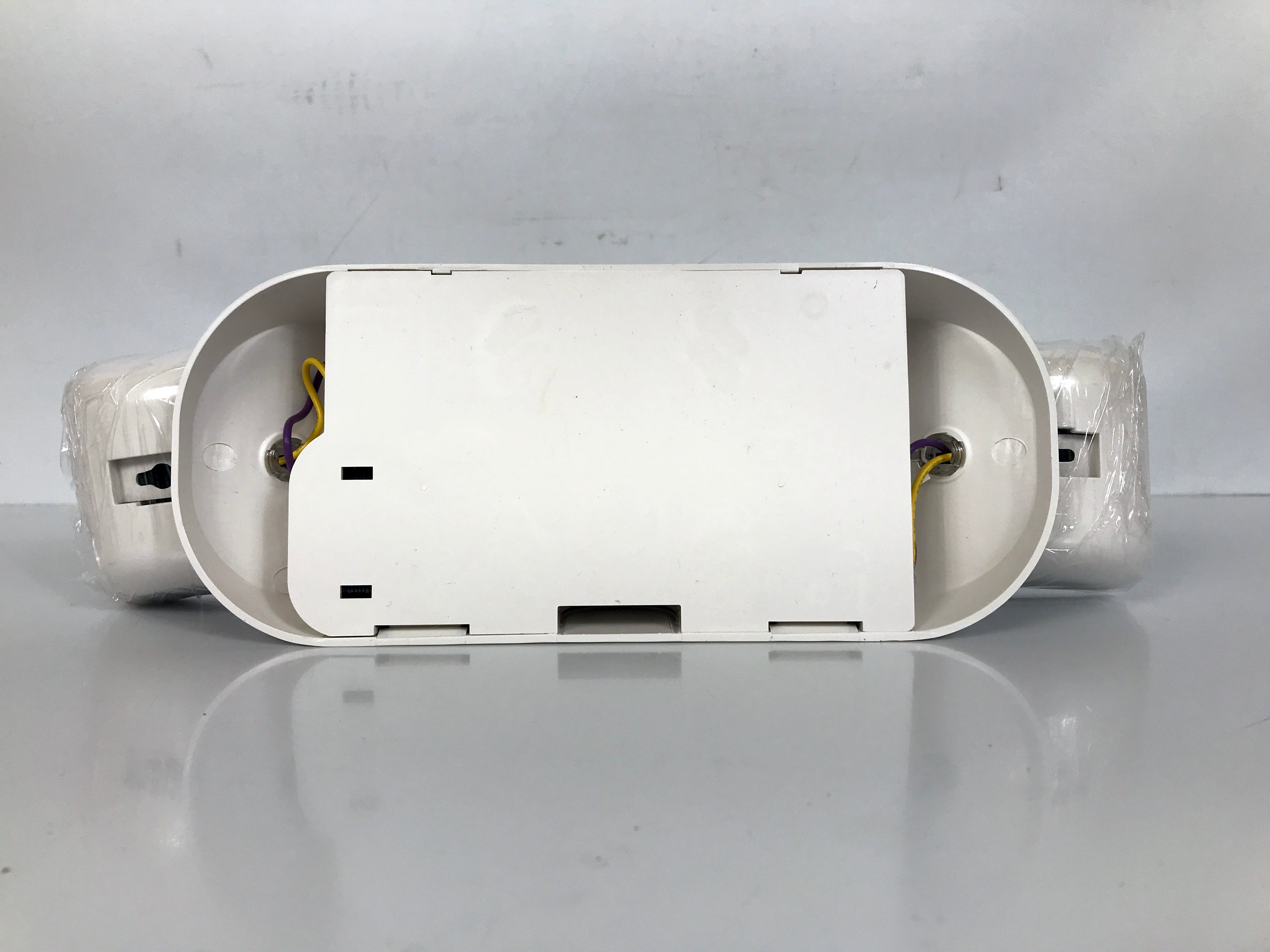 LumaPro Dual Head LED Emergency Light Model 19L031 *New in Box*