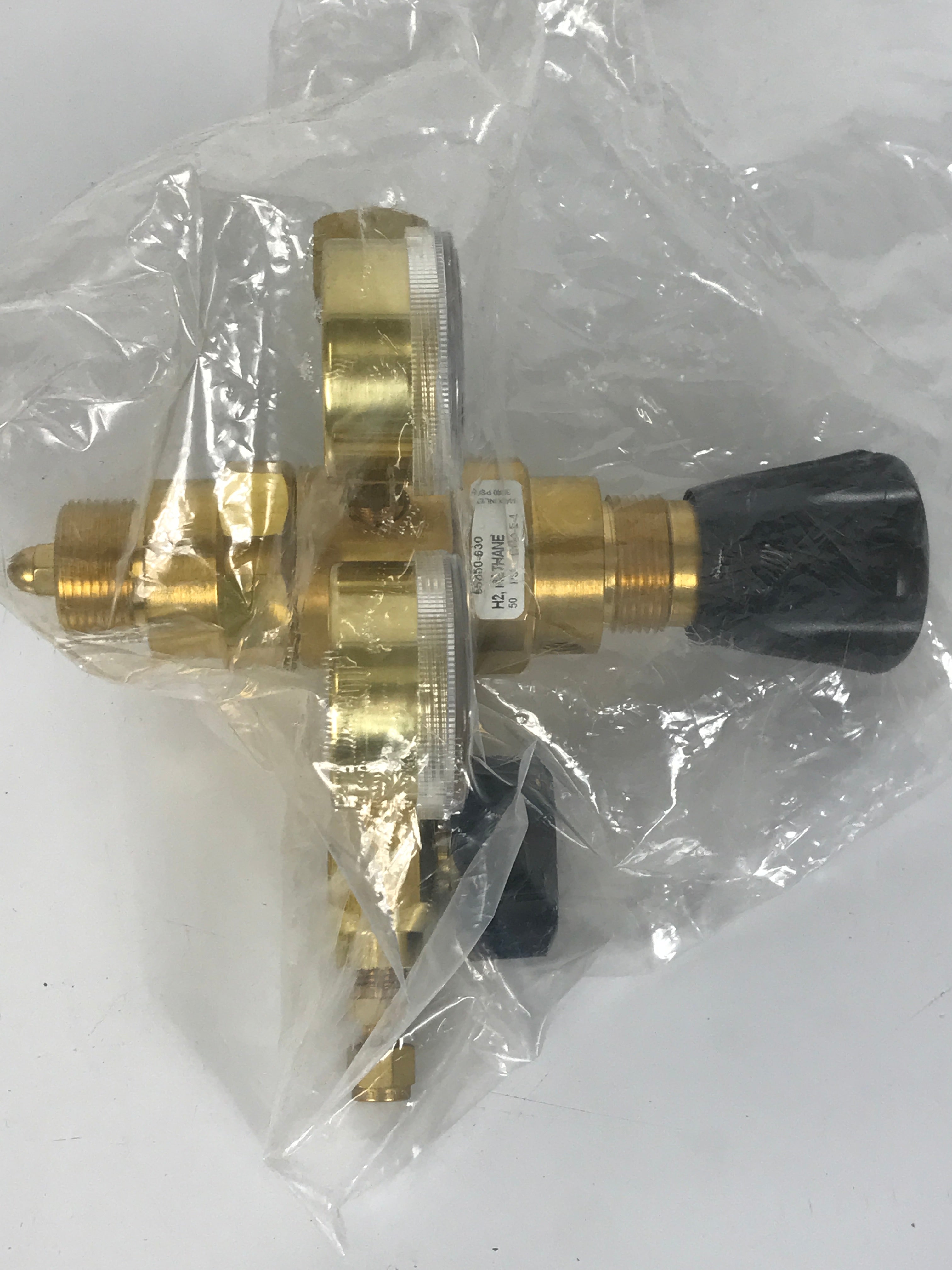 VWR High-Purity Two-Stage Gas Regulator No. 55850-630 Hydrogen *New*