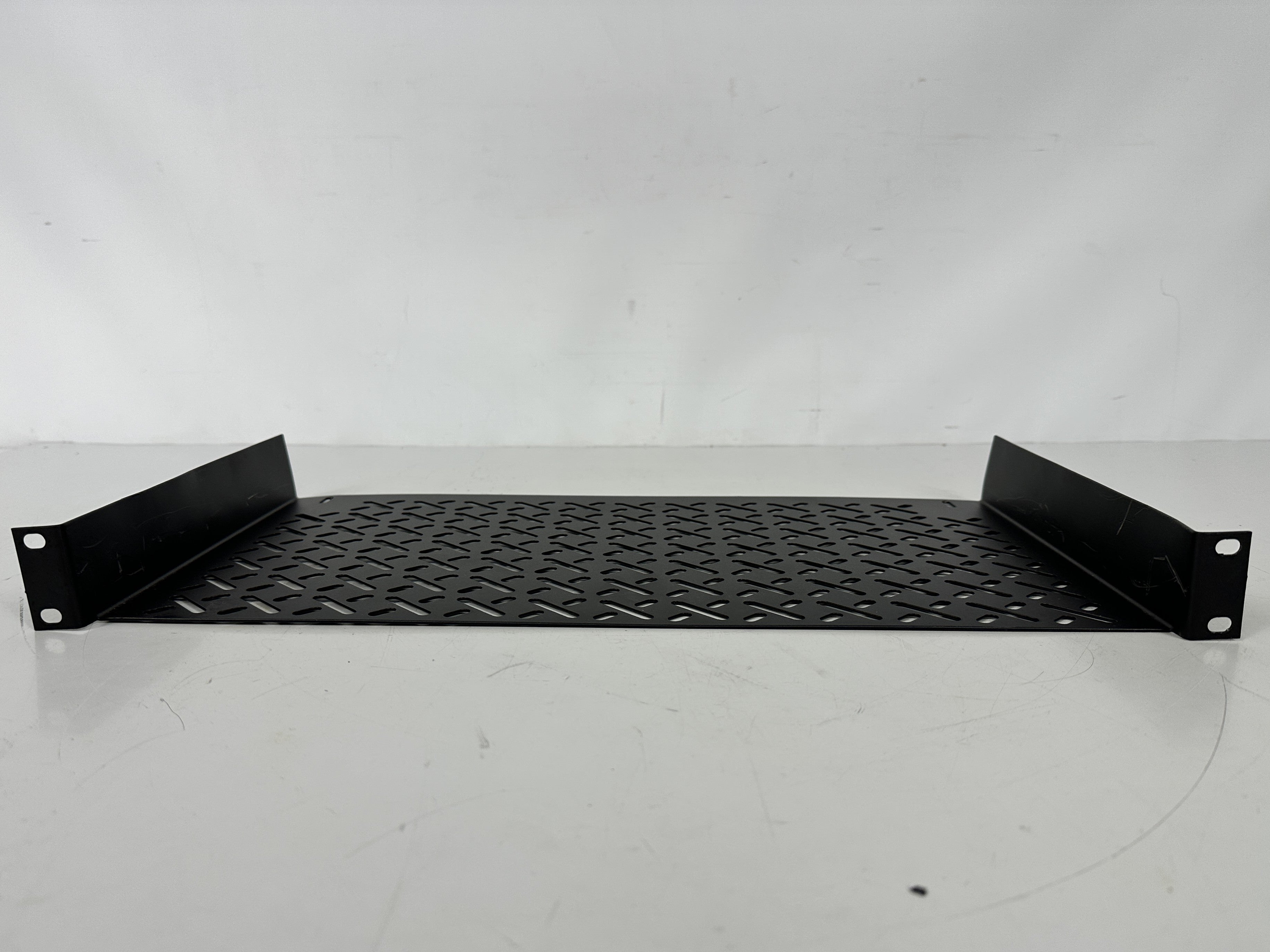 Mid Atlantic Products UTR1 1U Vented Half Rack Shelf