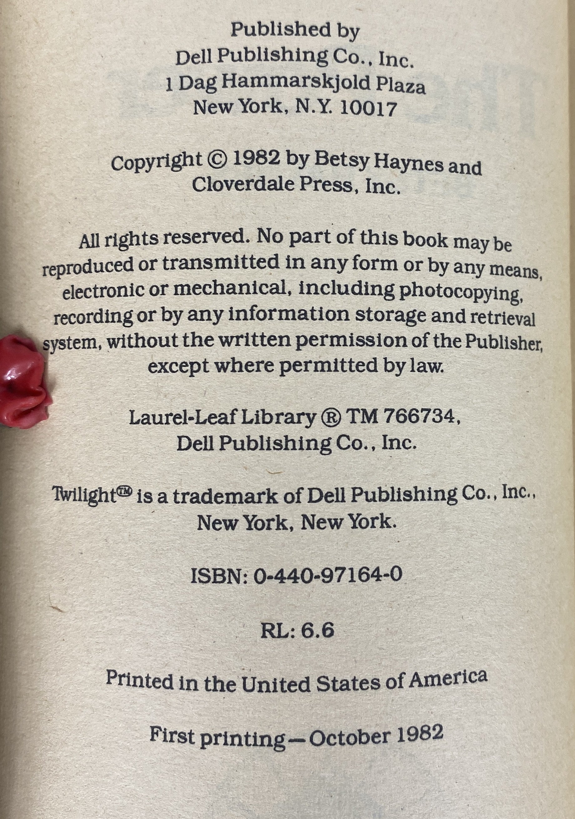 Twilight Series #2 The Power Betsy Haynes SC 1982 First Edition
