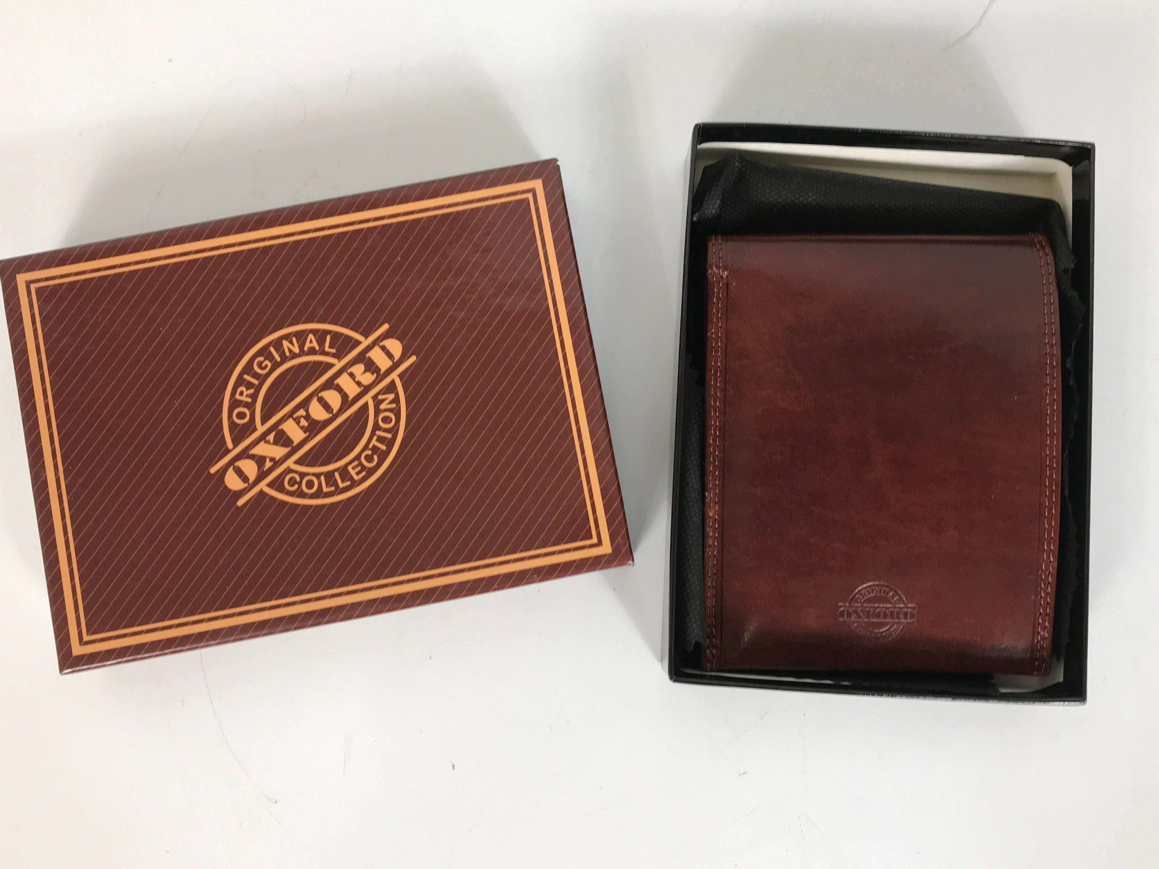 Vera Pelle Oxford Collection Men's Brown Leather Wallet *New in Box*