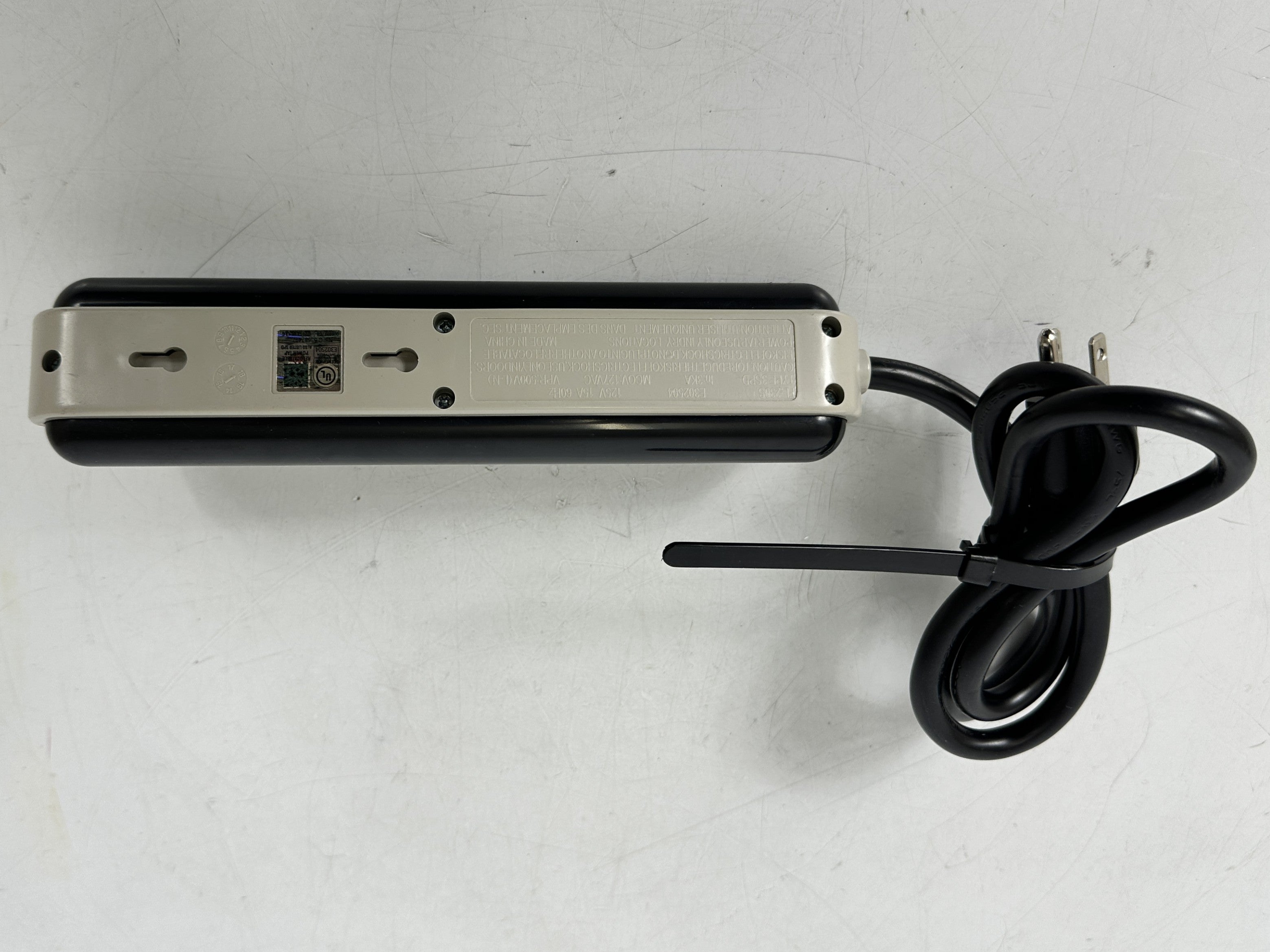 FL-230S 4-Outlet Power Strip