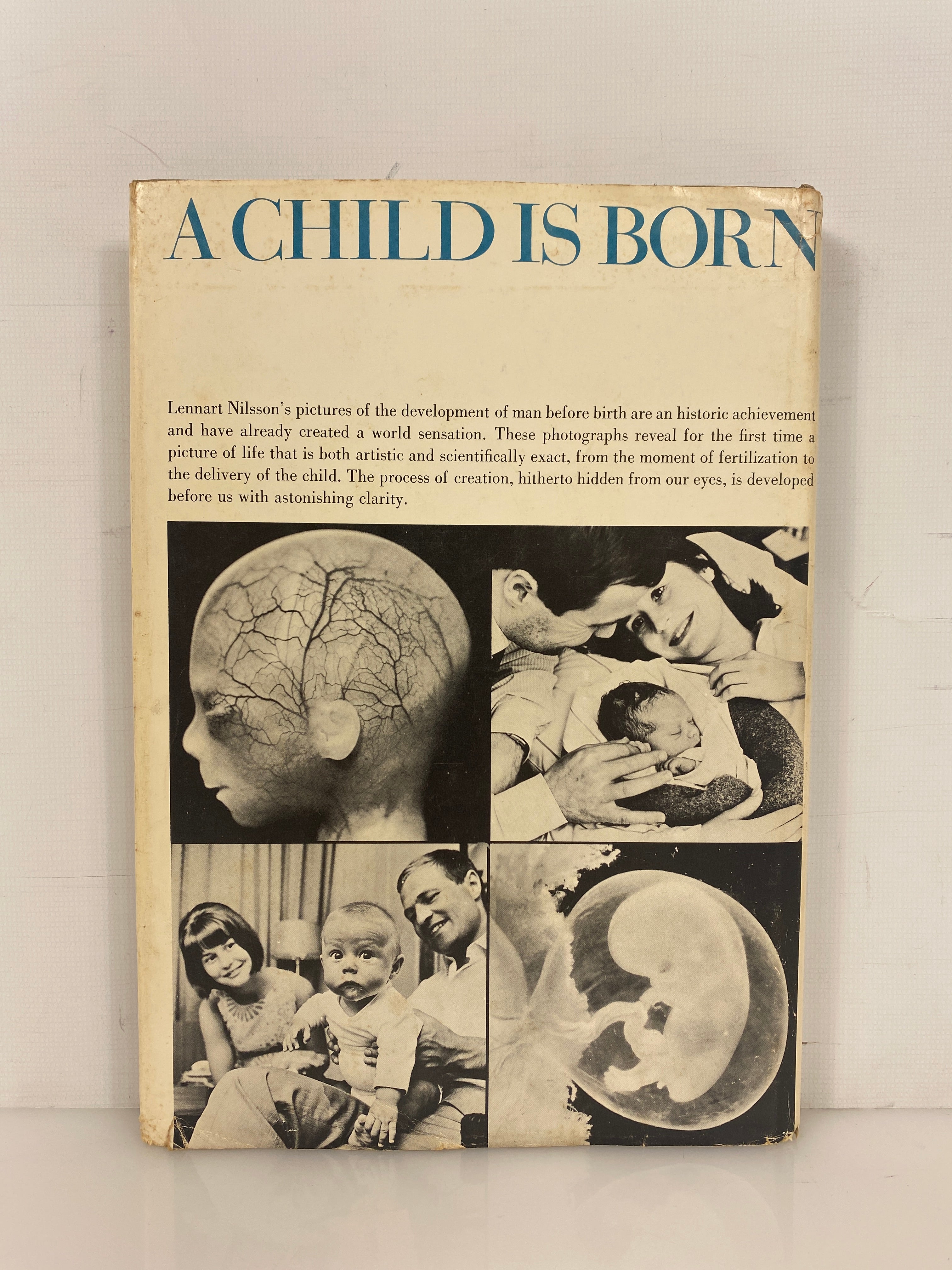 A Child is Born by Lennart Nilsson 1966 First English Edition HCDJ