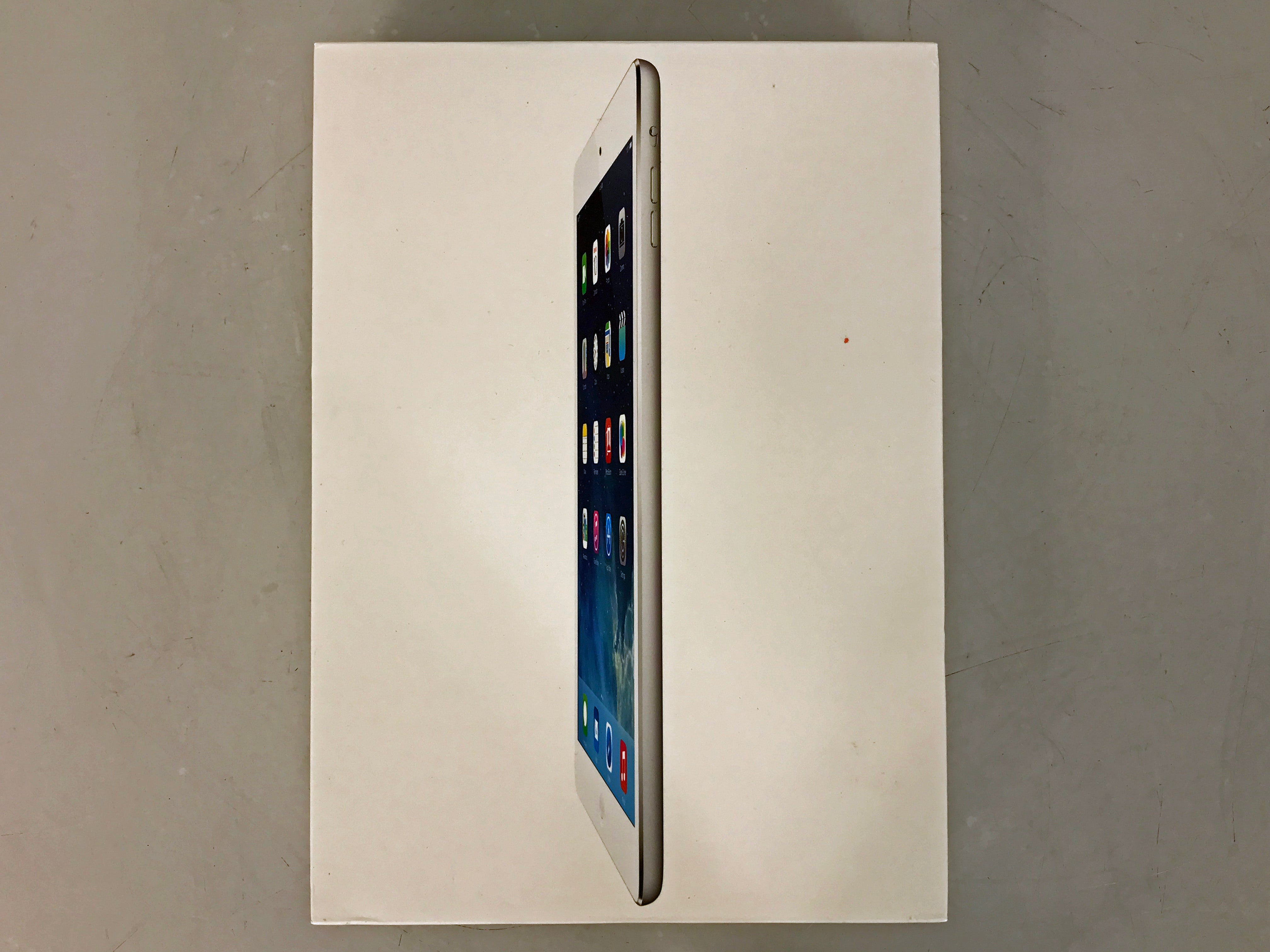 Apple iPad Air 16gb Silver Box  *EMPTY BOX ONLY*