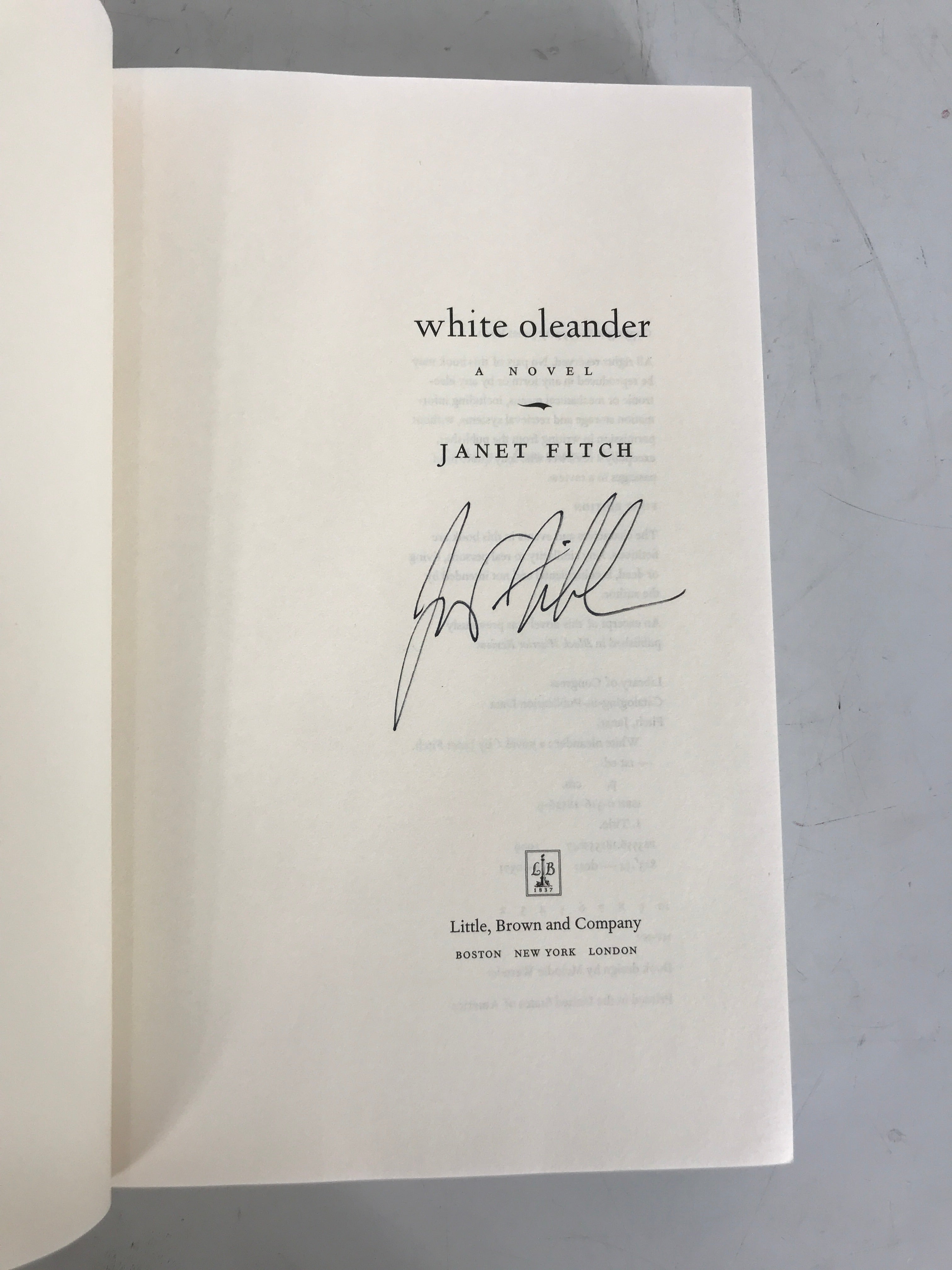 White Oleander Janet Fitch 1999 Signed 1st Ed, 1st Print HCDJ