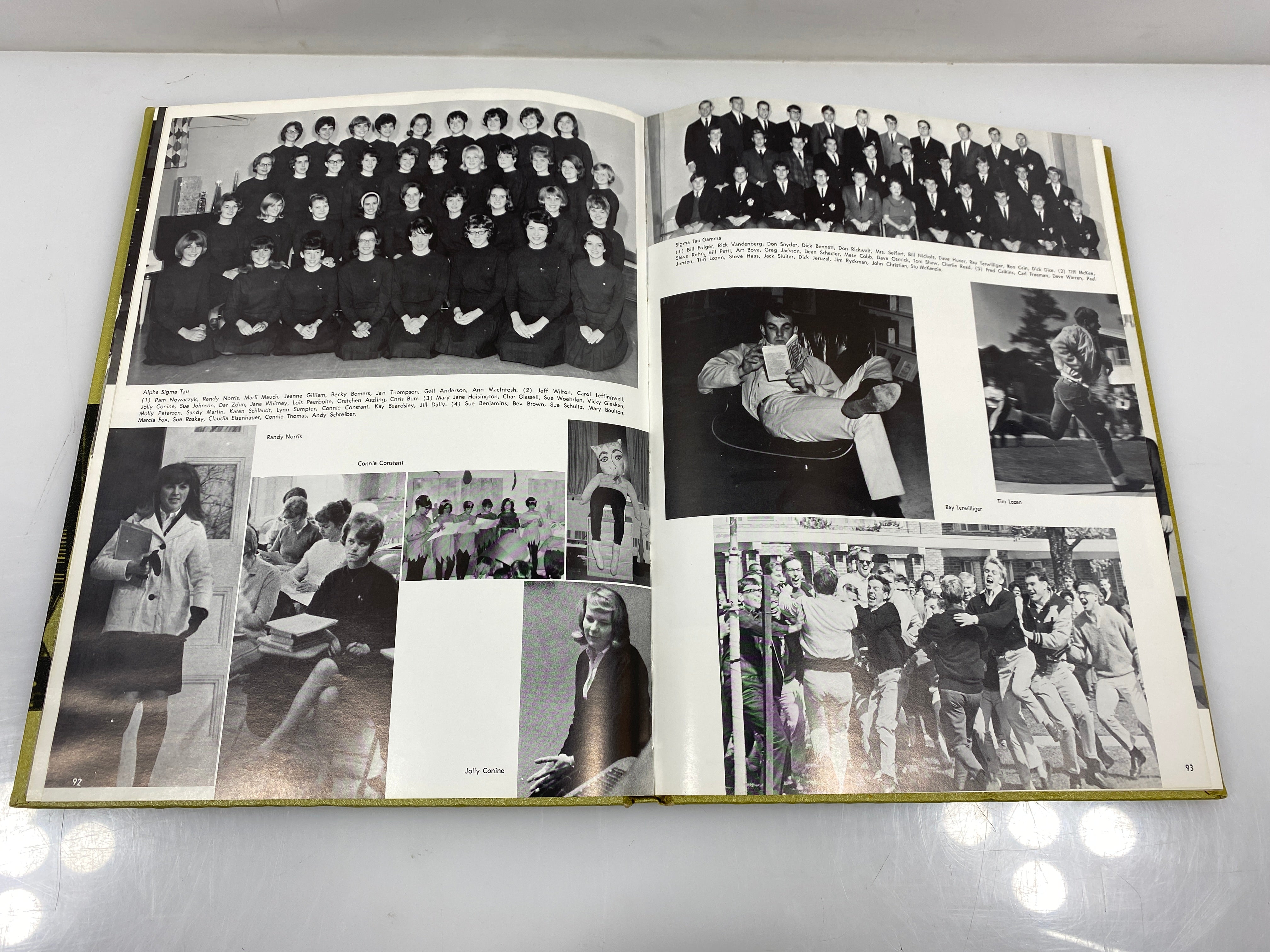 1966 "Scotsman" Alma College Yearbook Alma MI.