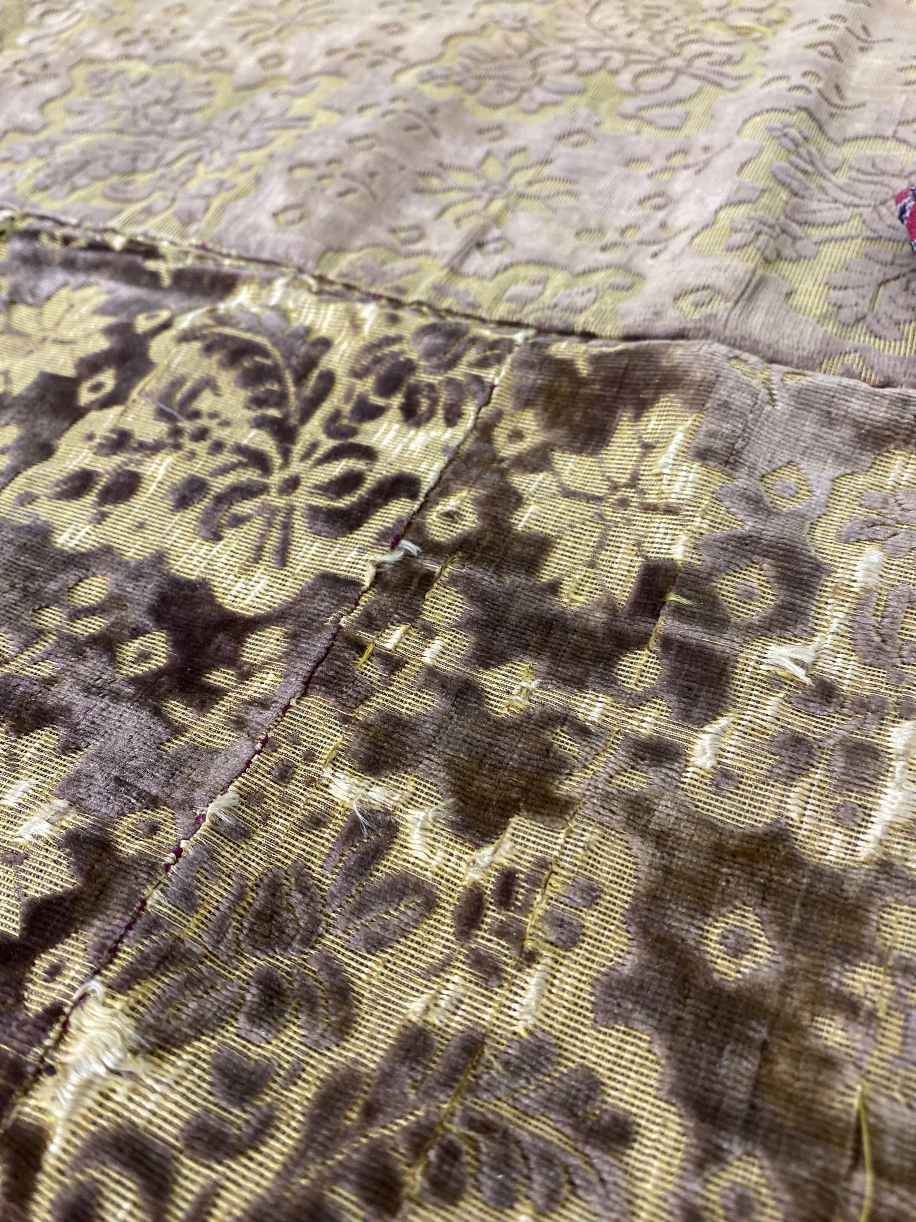 Vintage Persian Velvet Patterned Wall Decoration 25x25