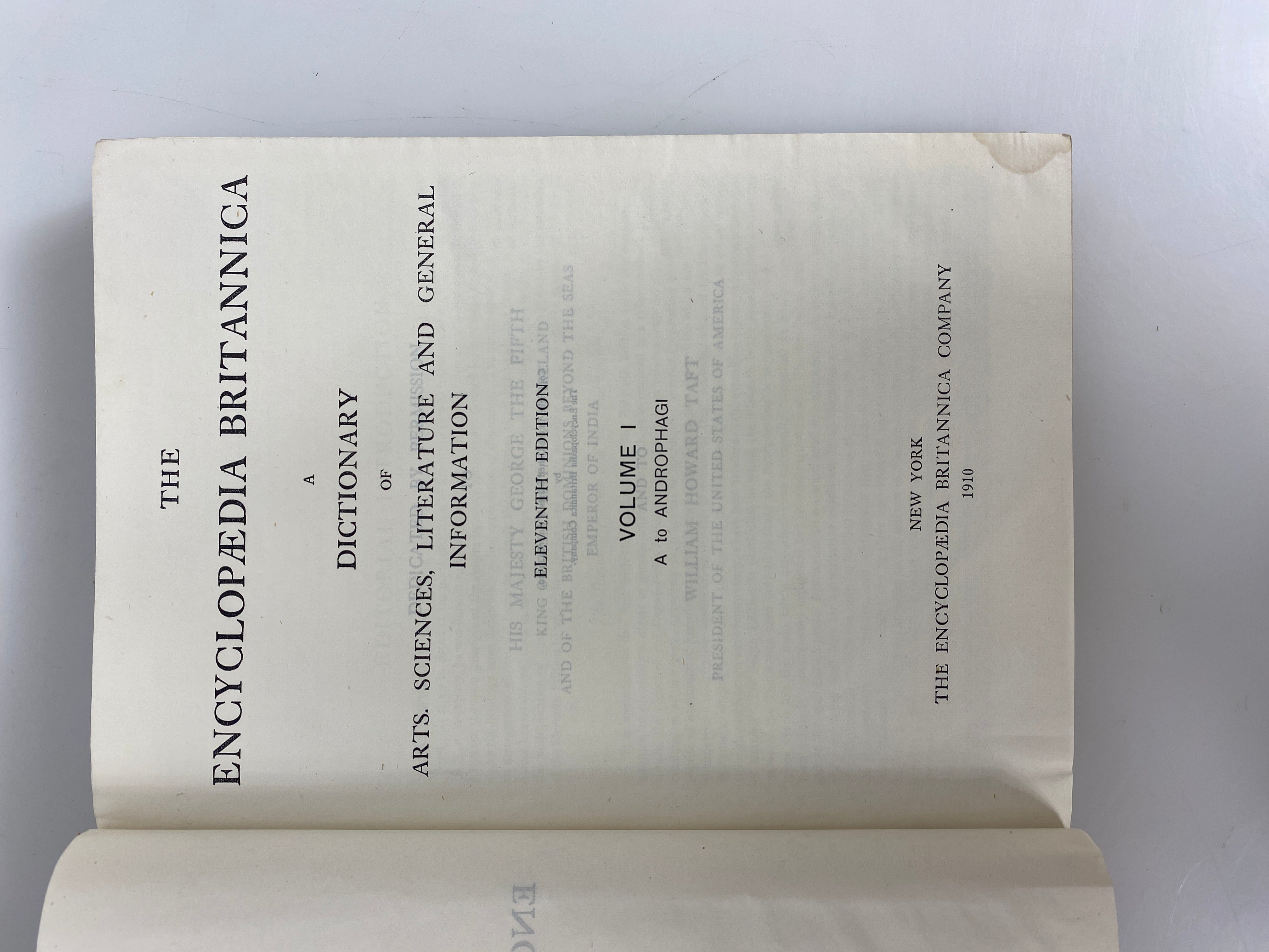 Lot of 26: The Encyclopedia Britannica Handy Volume 1911 1-14, 16-23, 25-28 HC