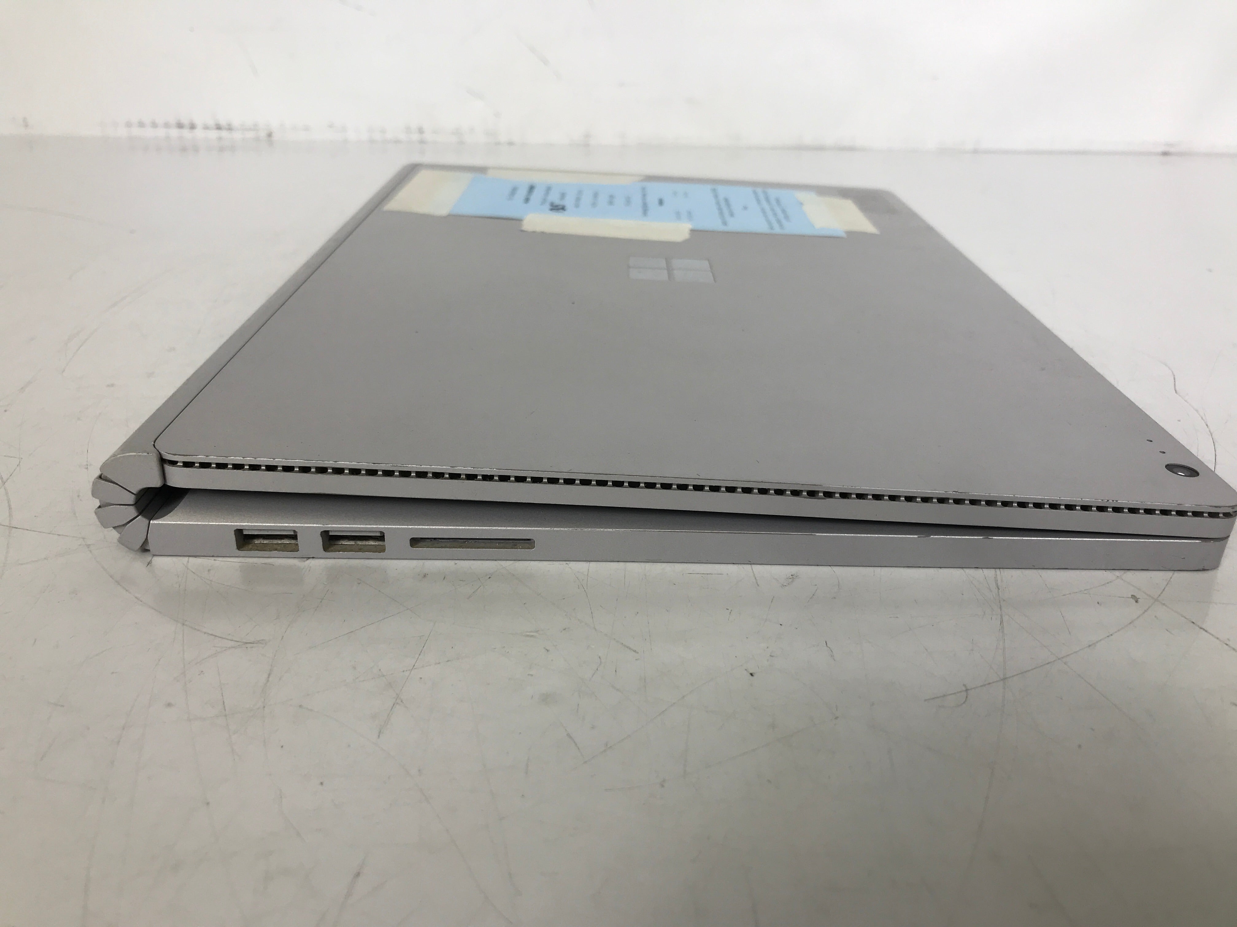 Microsoft Surface Book 1 13.5" i5 8GB 128GB Windows 11 Pro