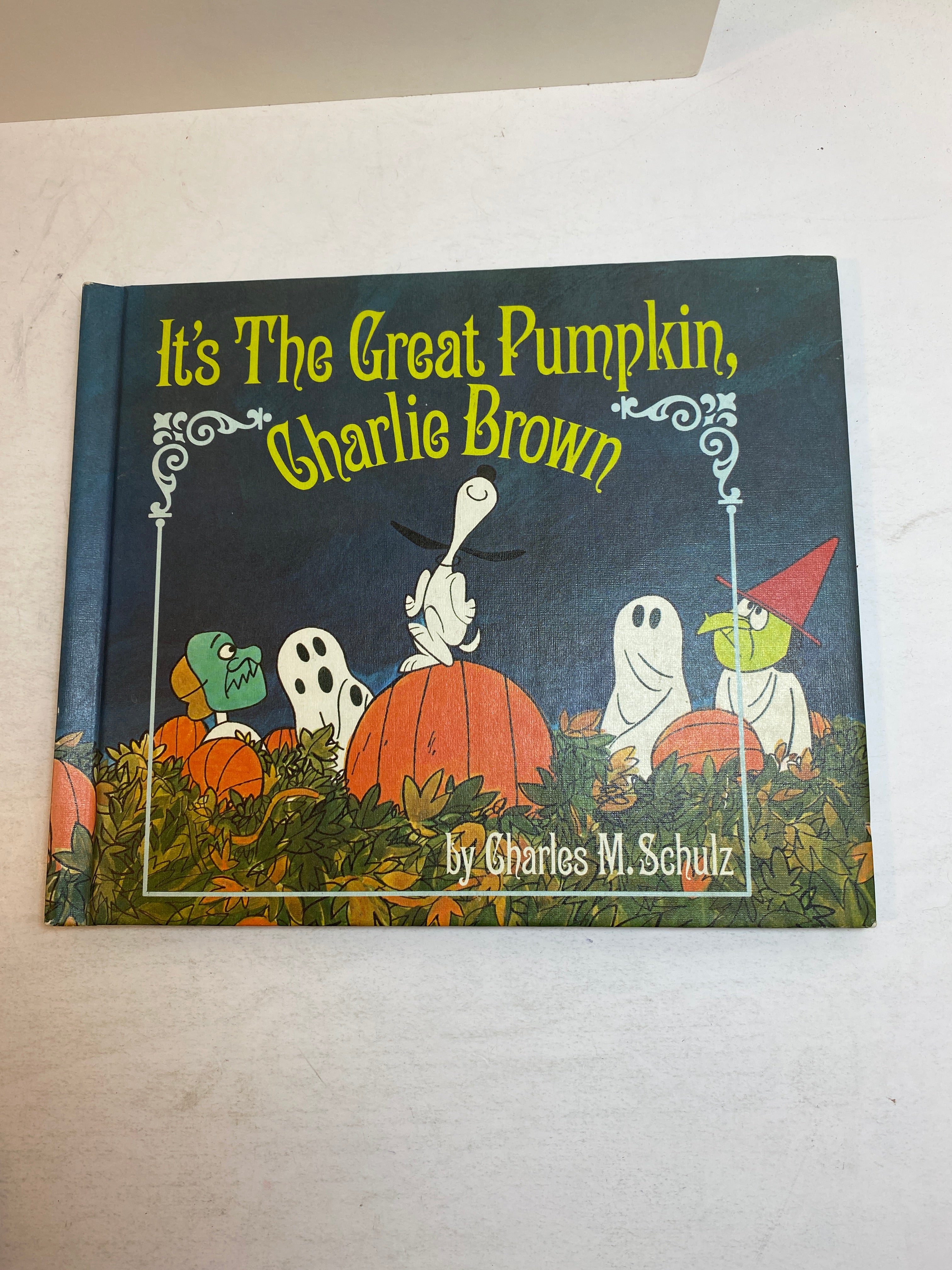 Lot of 4 Peanuts Charlie Brown Books 1967-1973 Great Pumpkin