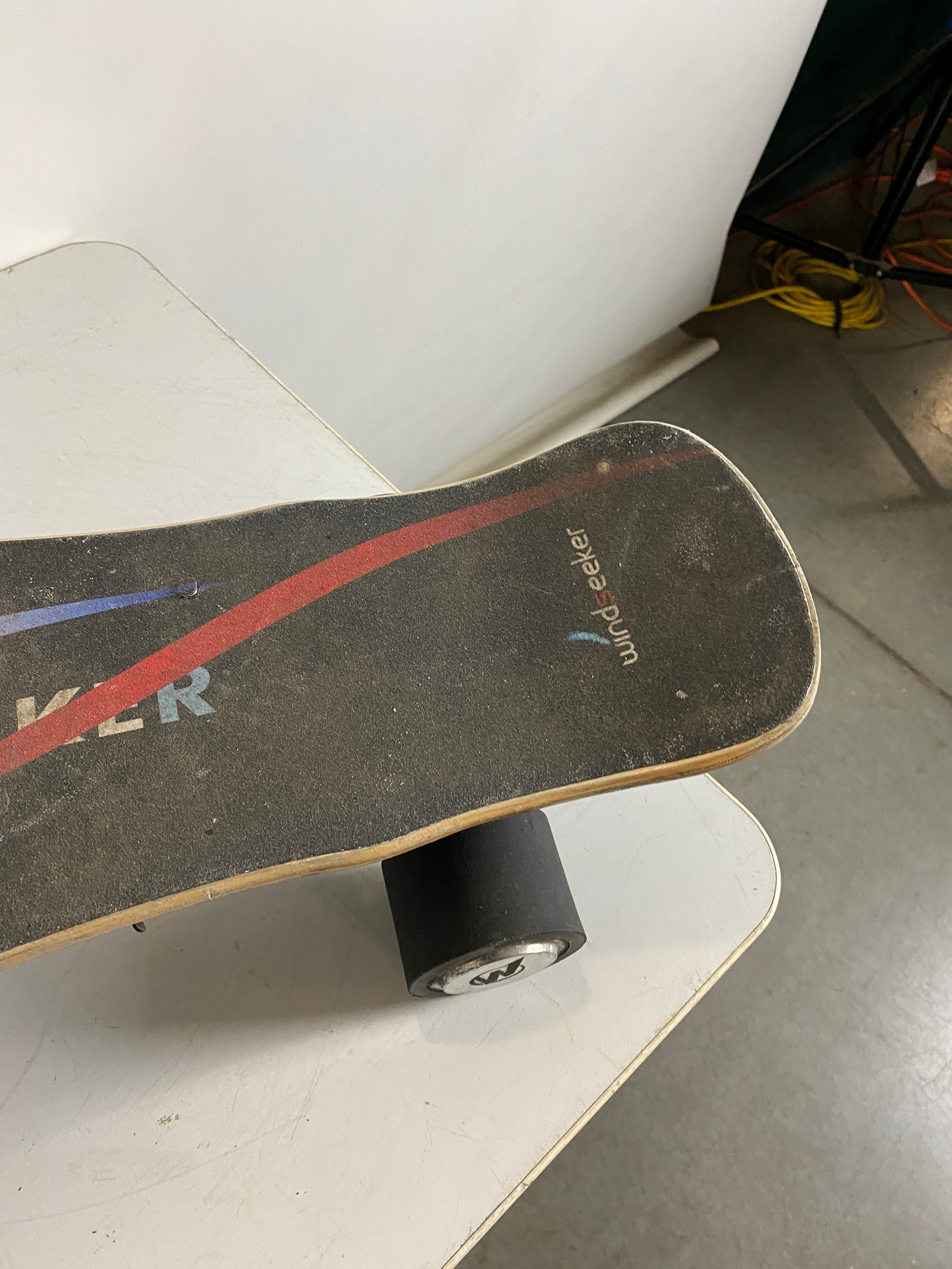 Wind Seeker Electric Cruiser Skateboard