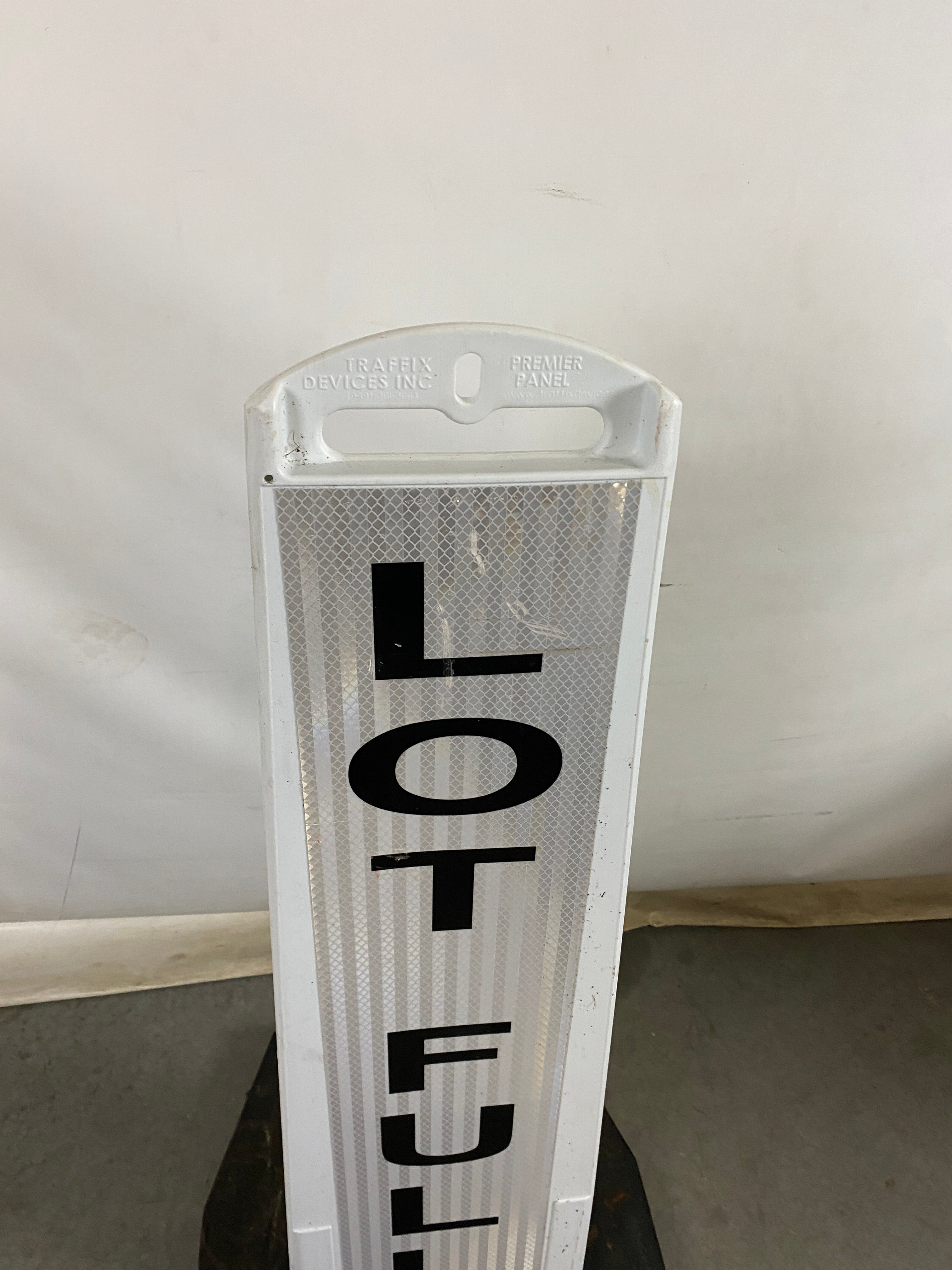 Traffix Devices Premier Panel Lot Full Sign