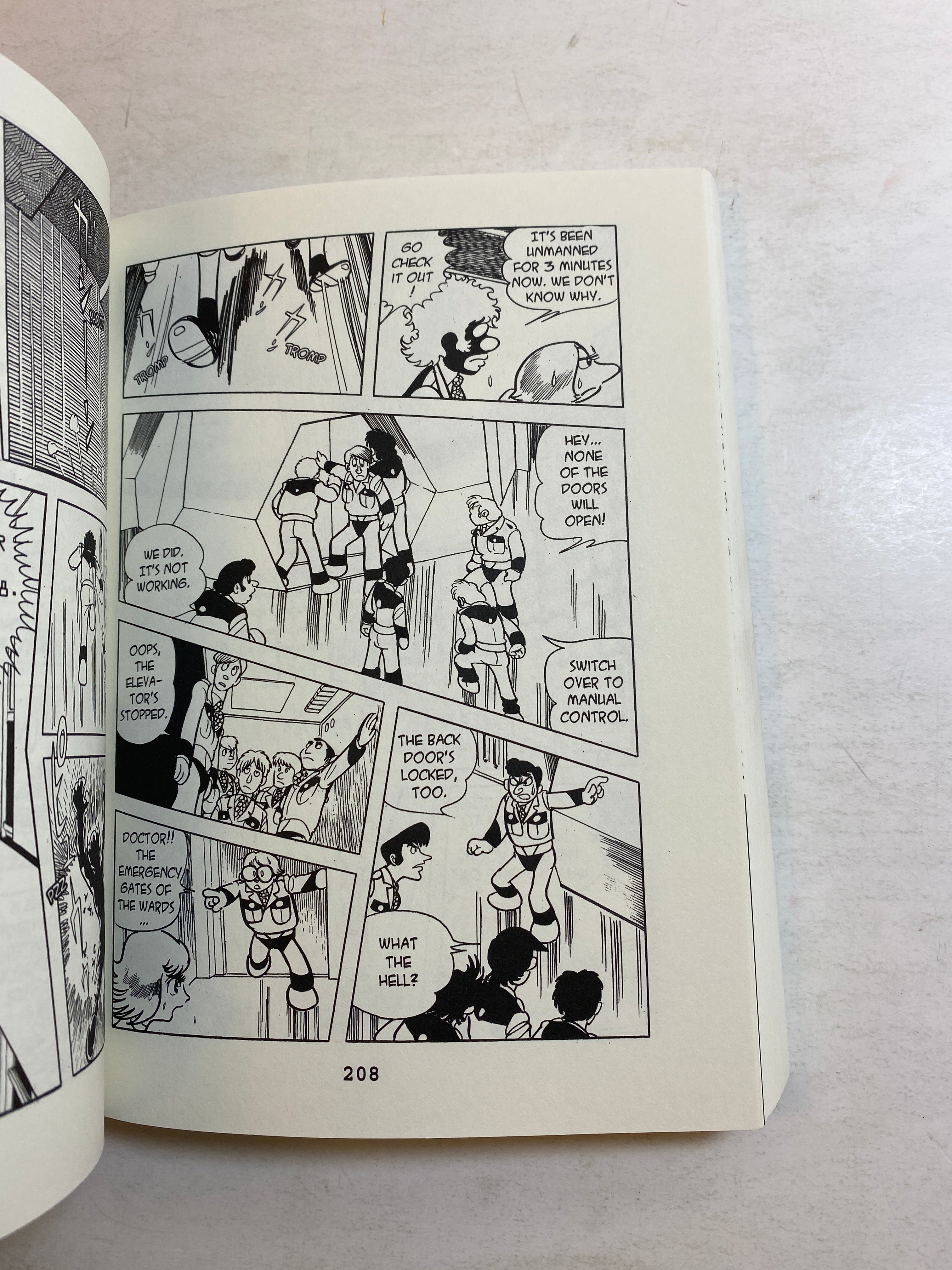 Black Jack Manga Volume 1 Osamu Tezuka 2008
