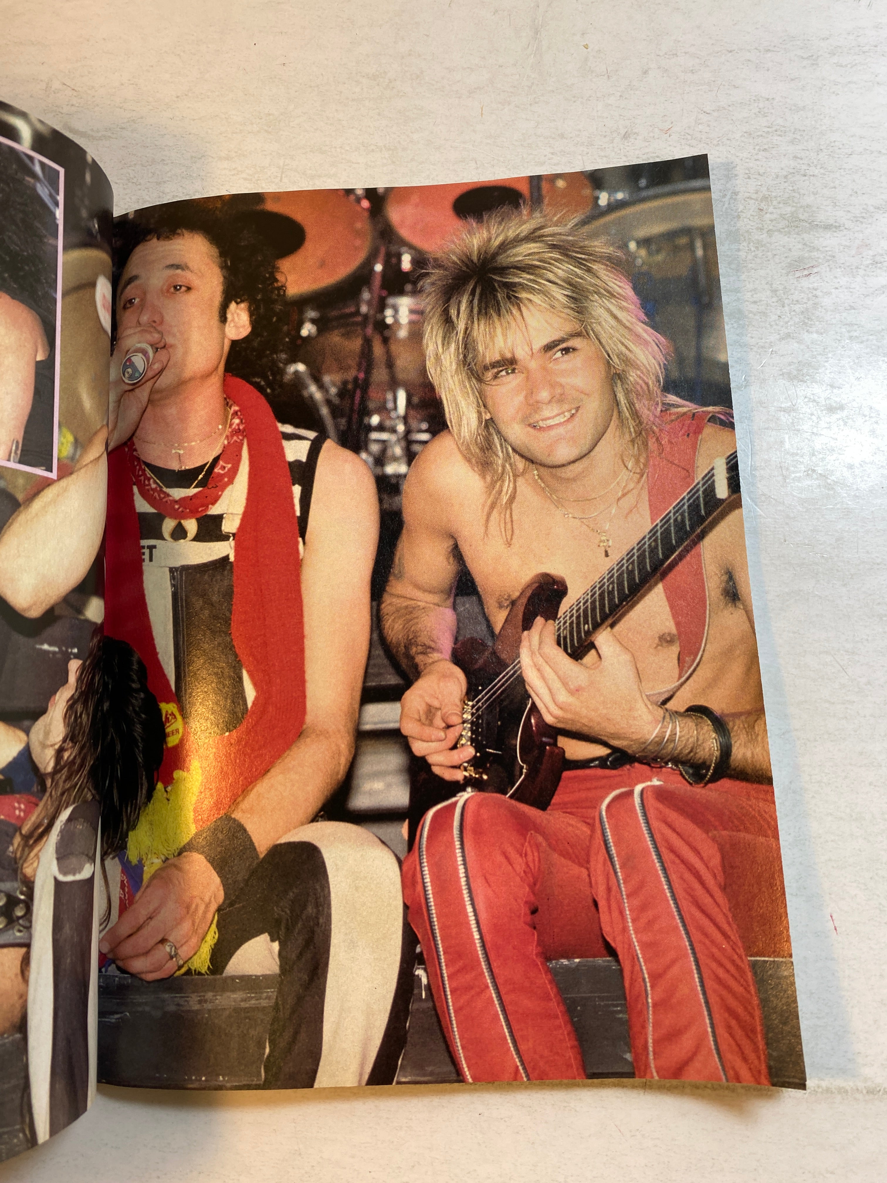 Circus Magazine September 30, 1984 Ratt