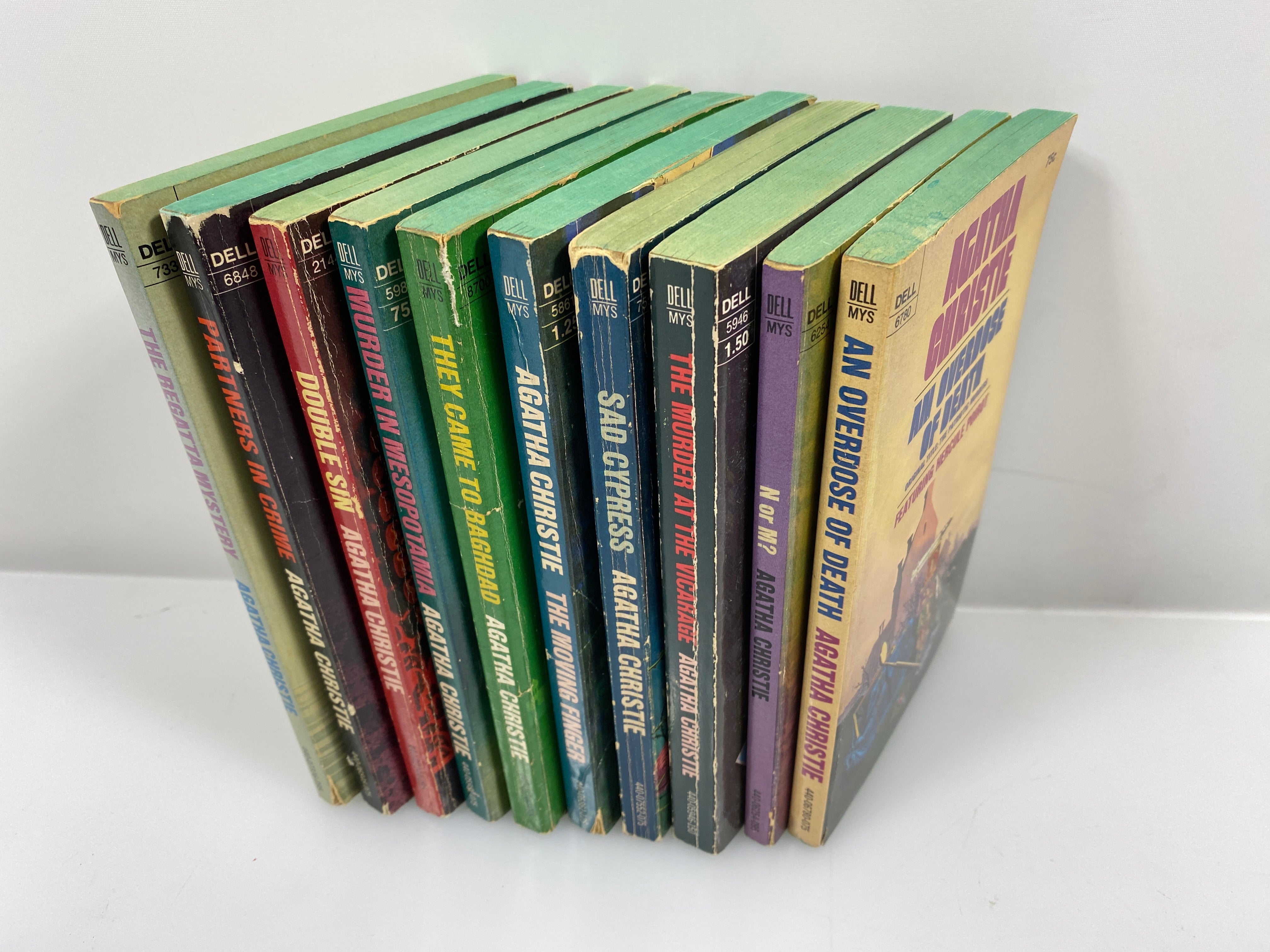Lot of 10 Agatha Christie Paperbacks #5 1970-1976