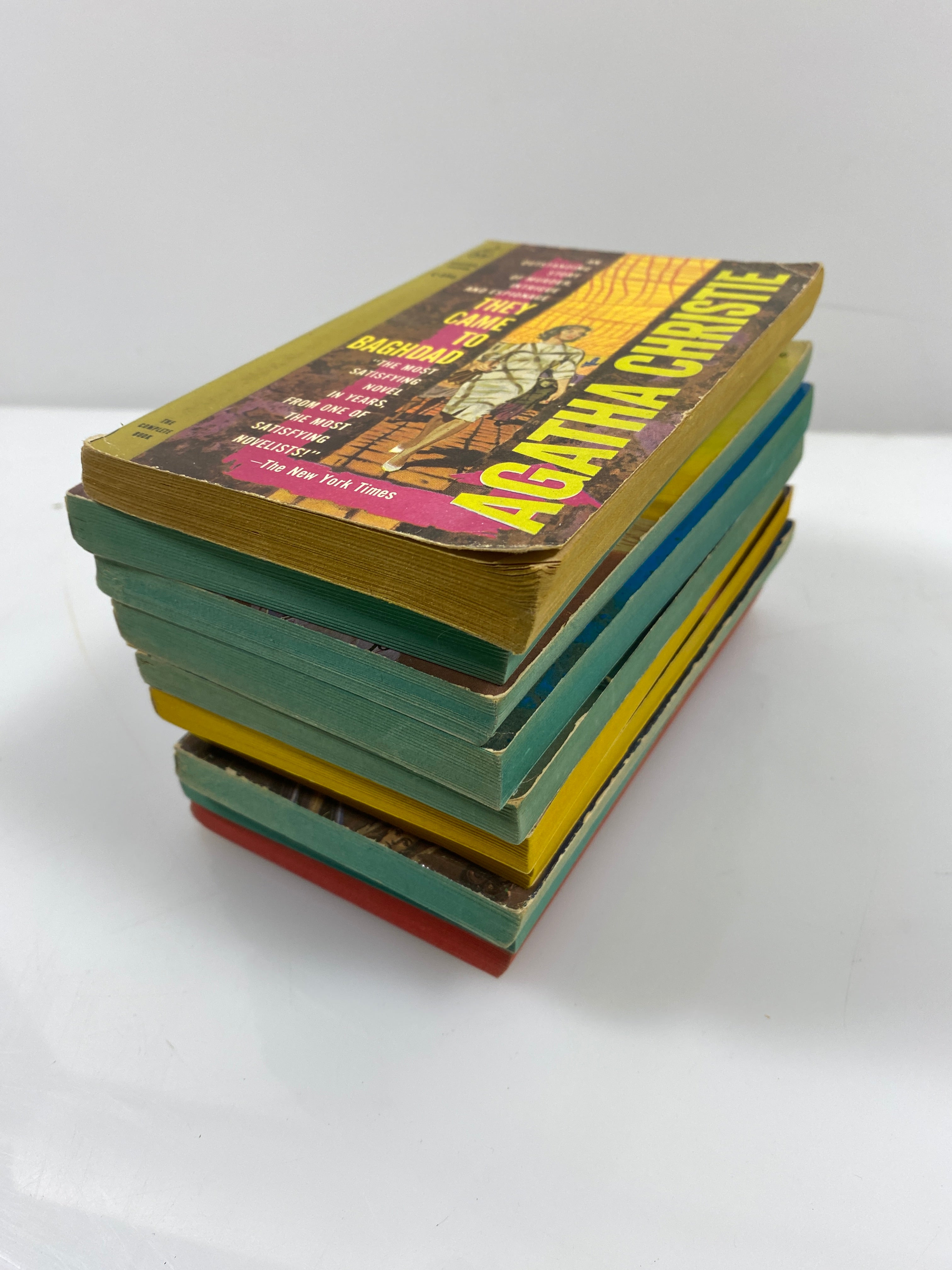 Lot of 10 Agatha Christie Paperbacks #4 1960-1977