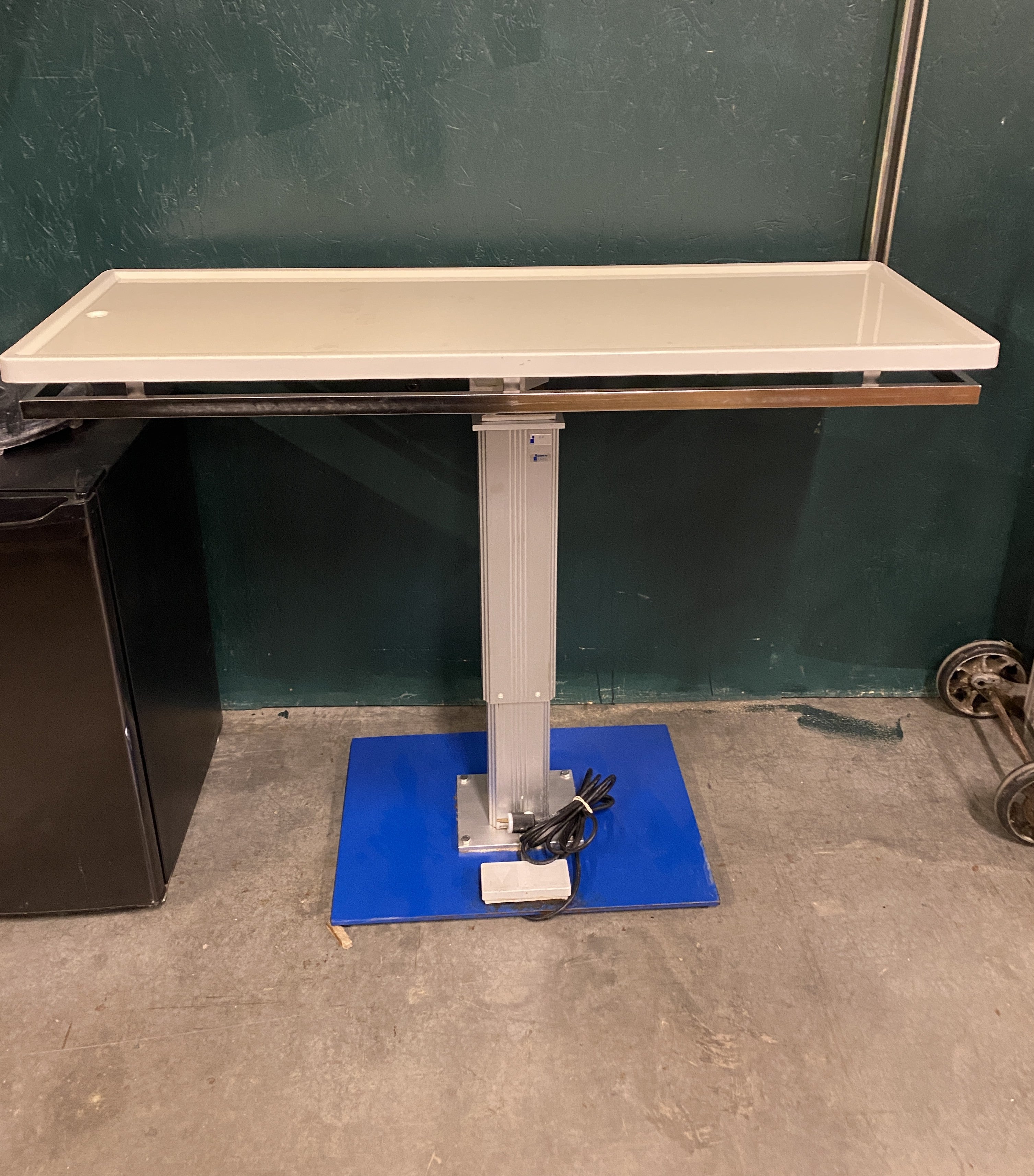 Indulab AG Hydraulic Lifting Veterinary Surgery Table