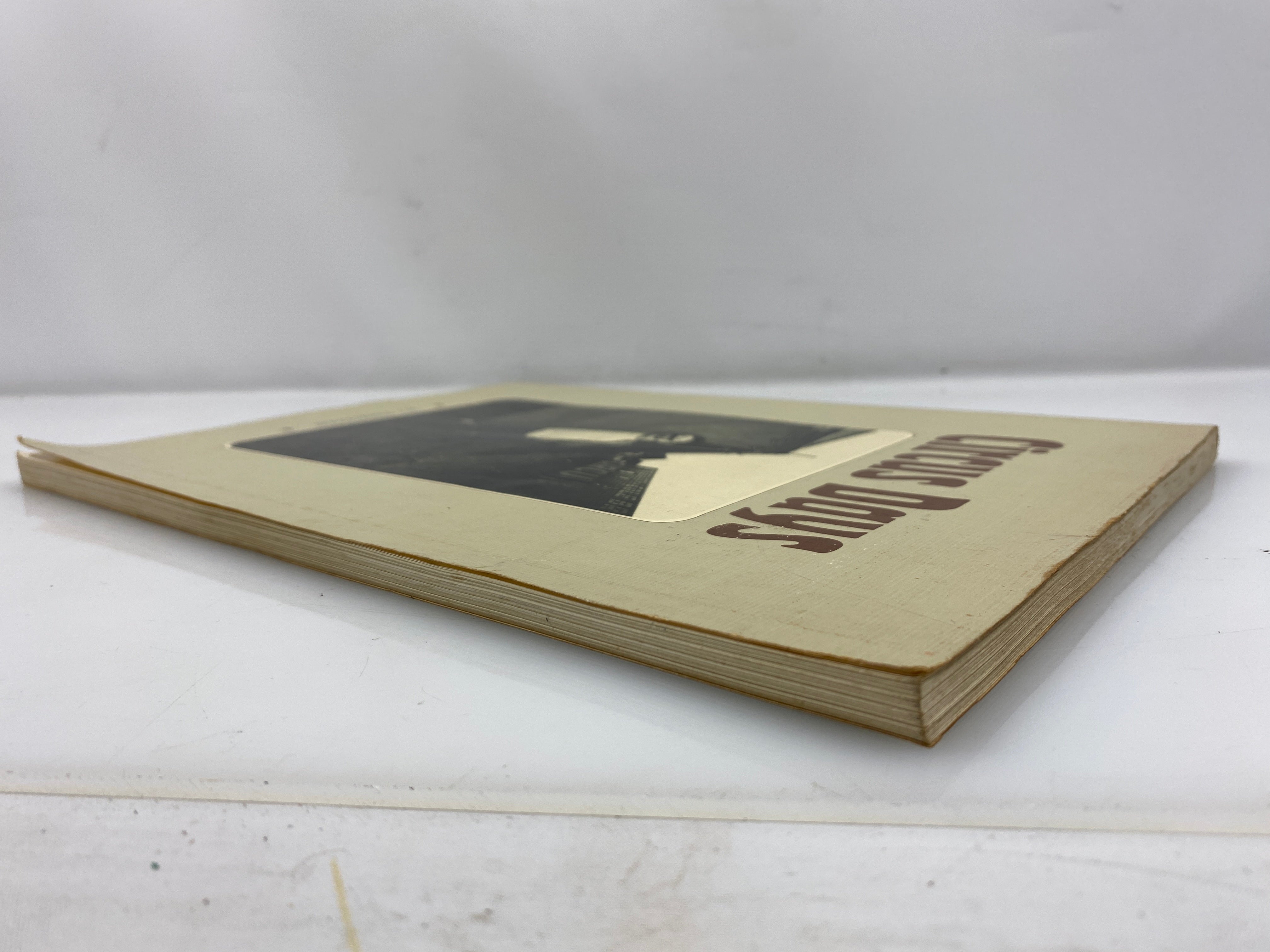 Circus Days by Jill Freedman Harmony Books 1975 SC