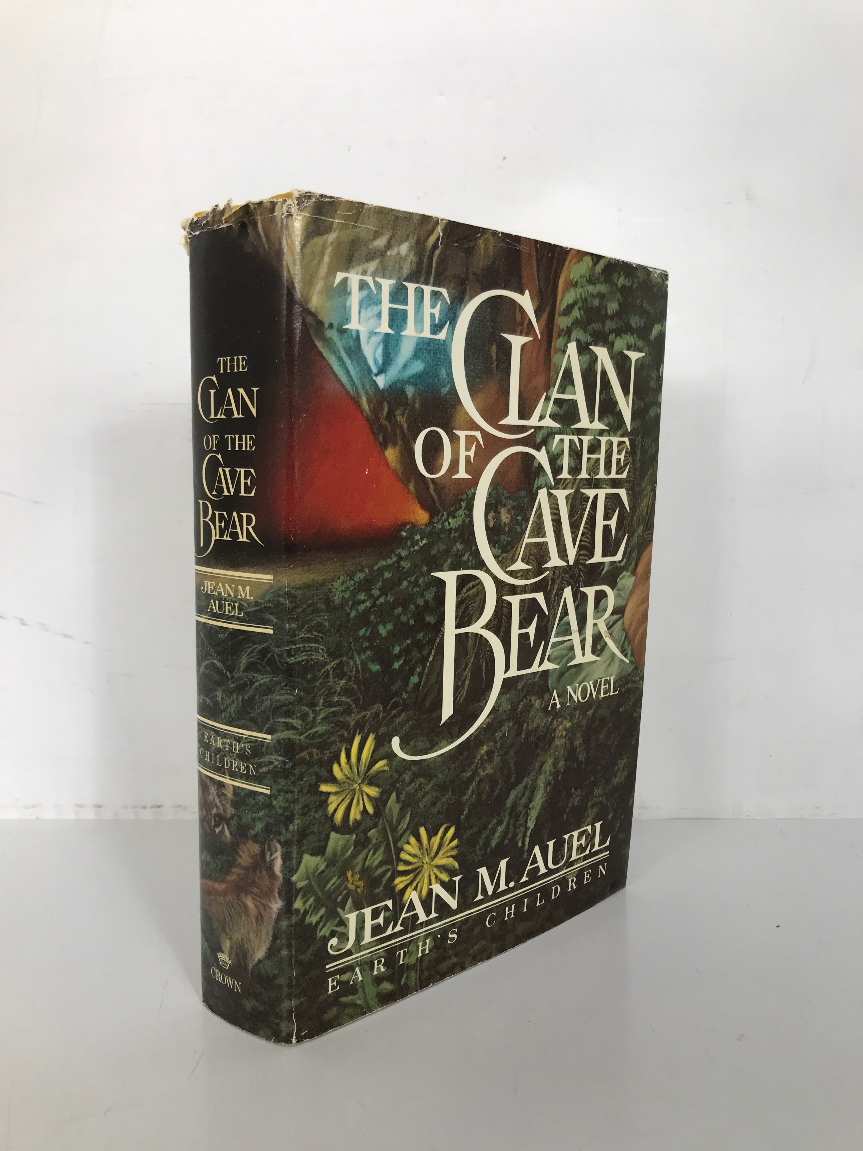 The Clan of the Cave Bear Jean Auel 1980 BCE HC DJ