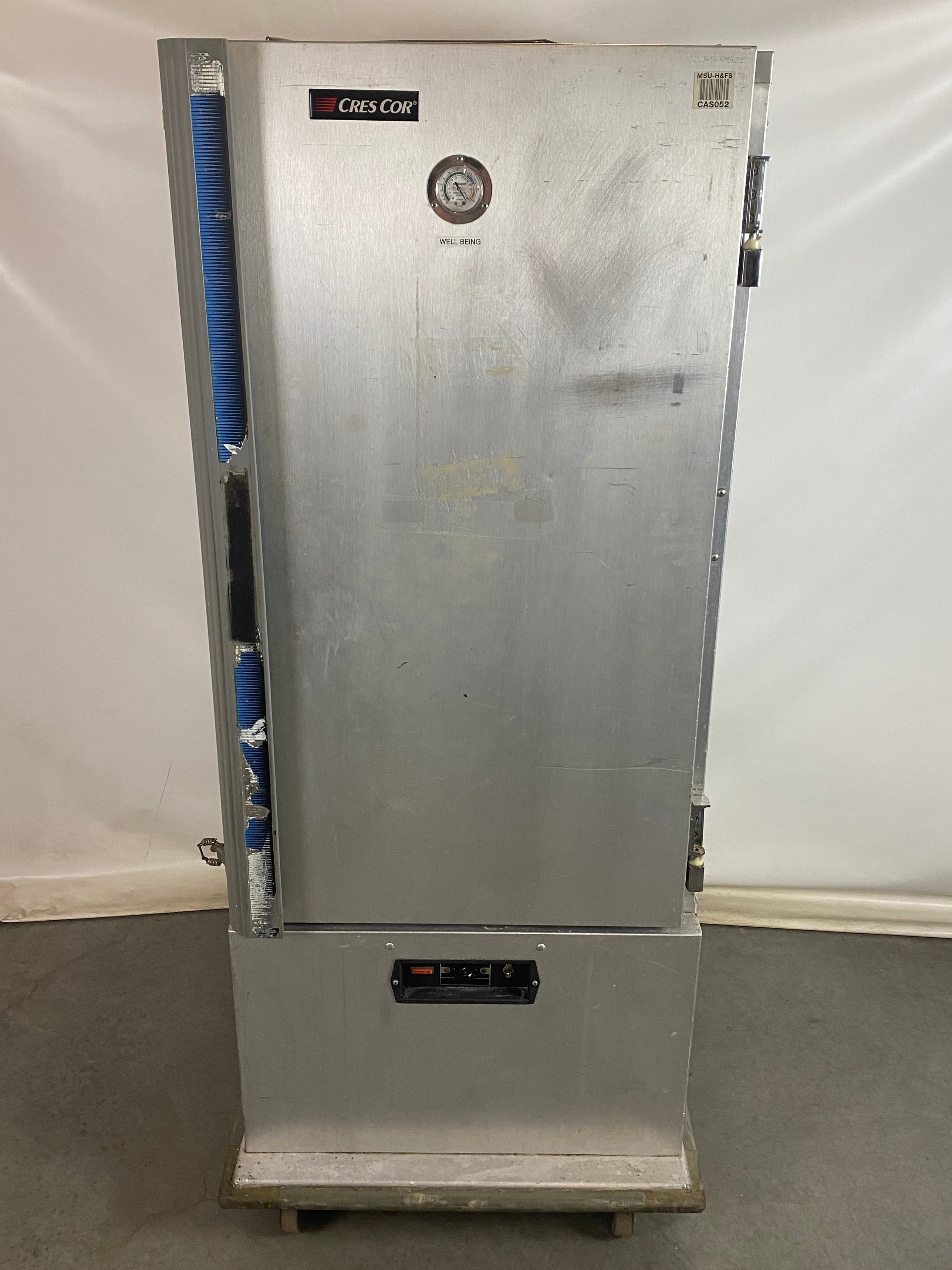 Cres-Cor #R171UA9B Mobile Cabinet Refrigerator