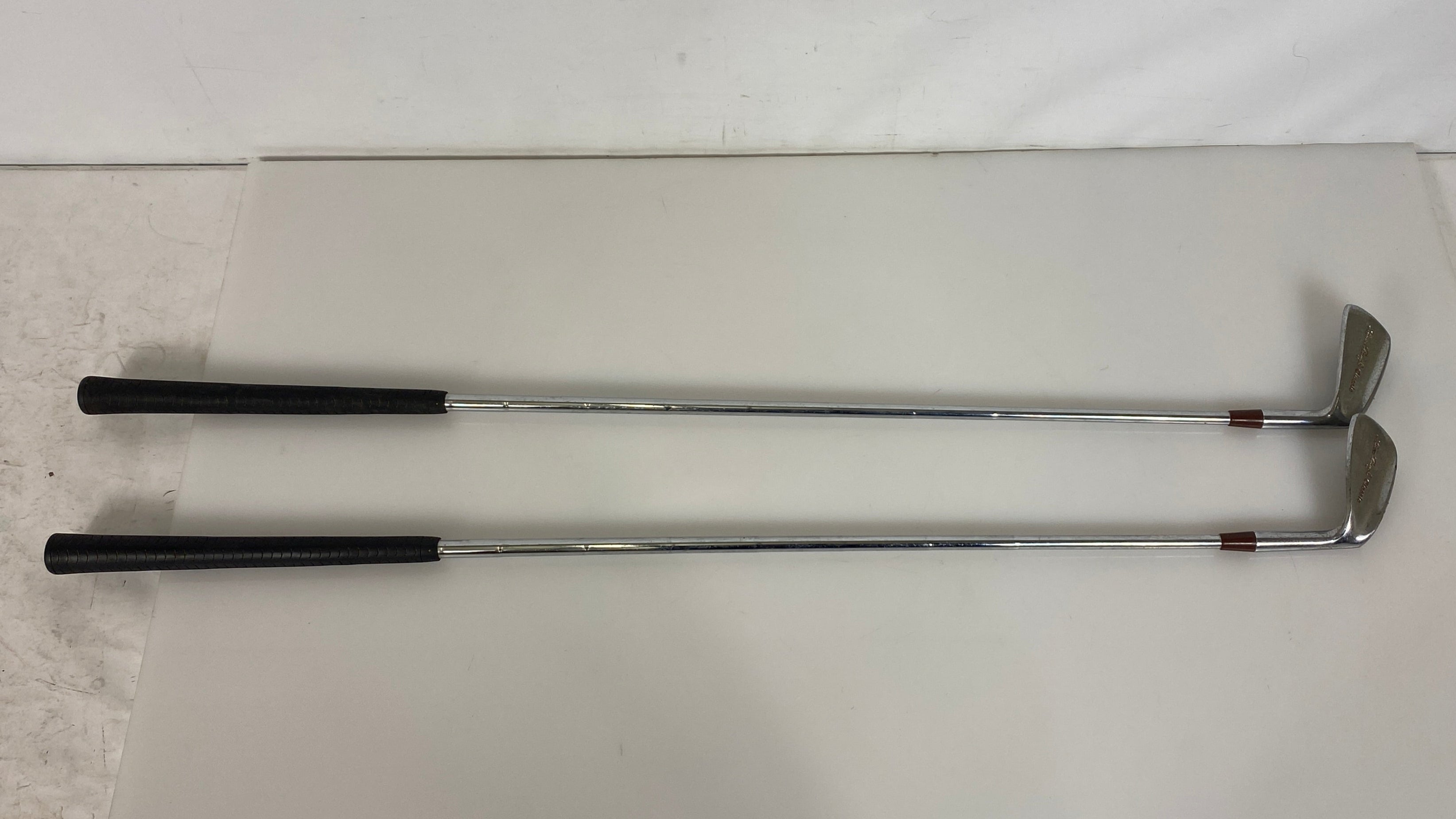 Wilson Laura Baugh Classic Womens 9 Iron and 7 Iron