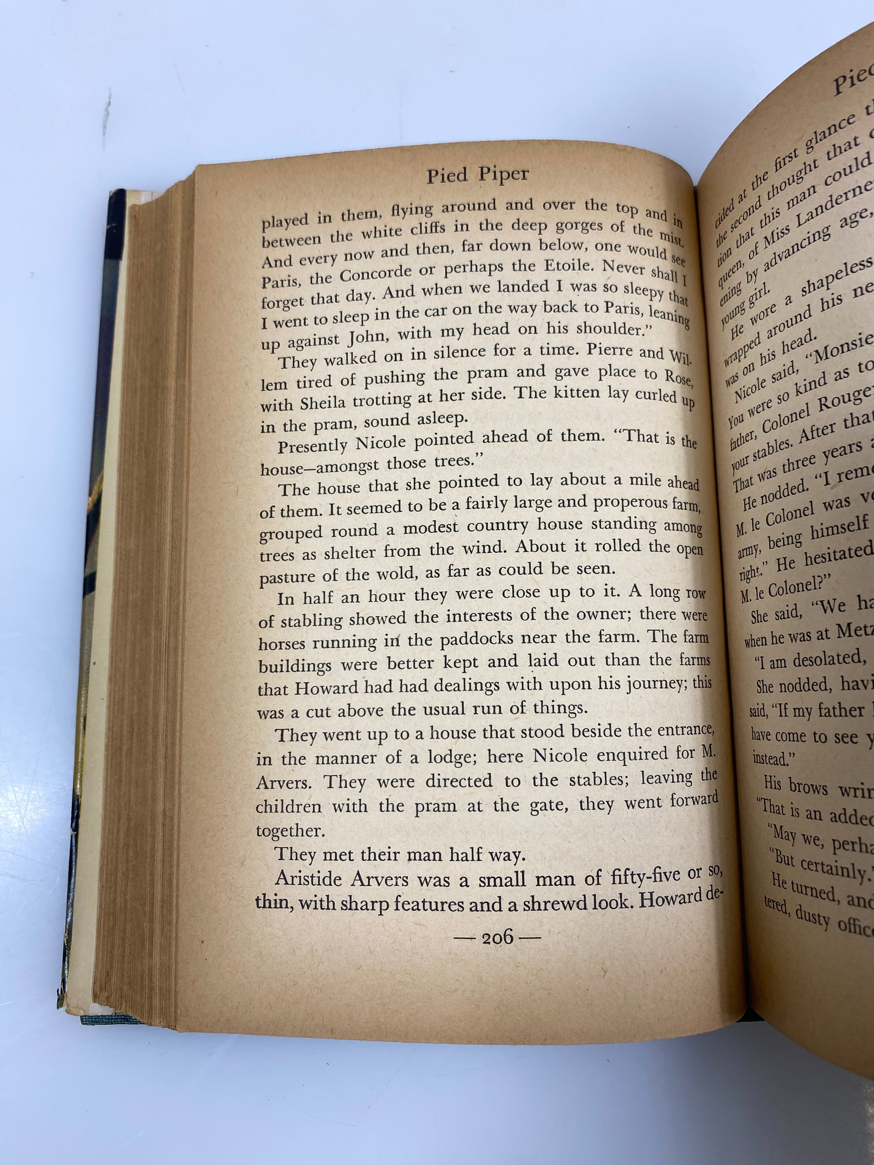 Pied Piper Nevil Shute Triangle Books 1942 HCDJ