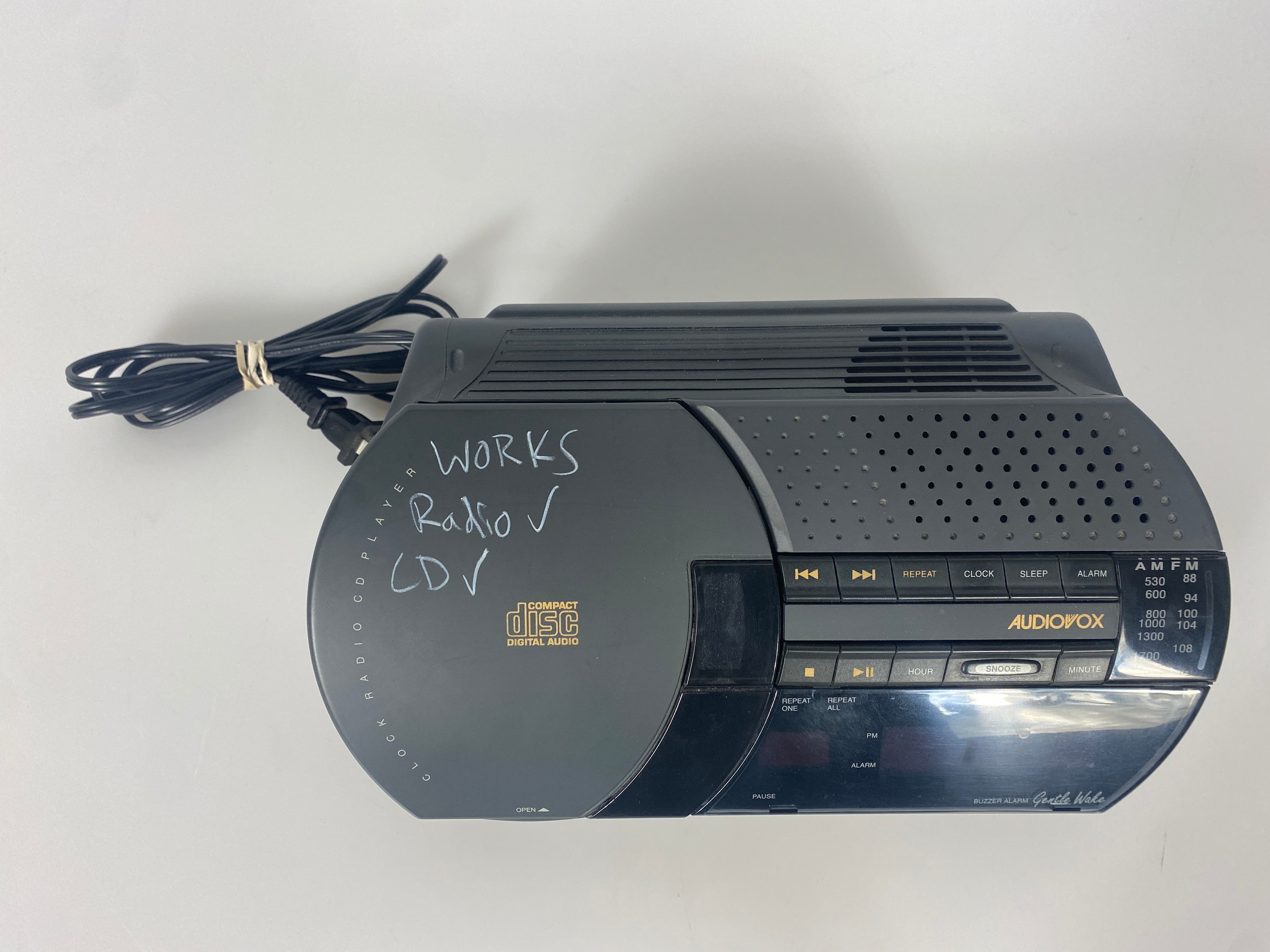 Audiovox CD112 CD Alarm Clock Radio