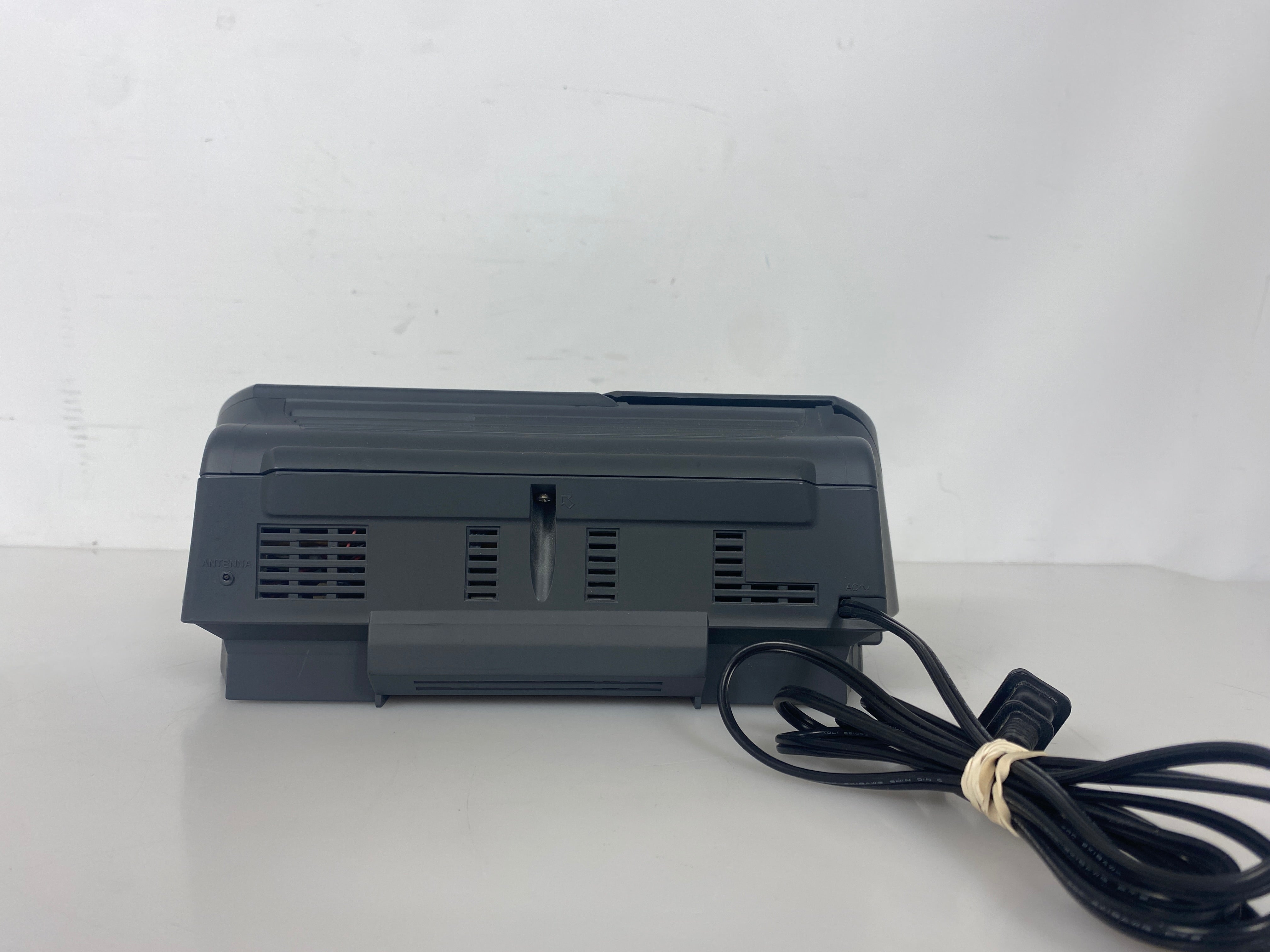 Audiovox CD112 CD Alarm Clock Radio