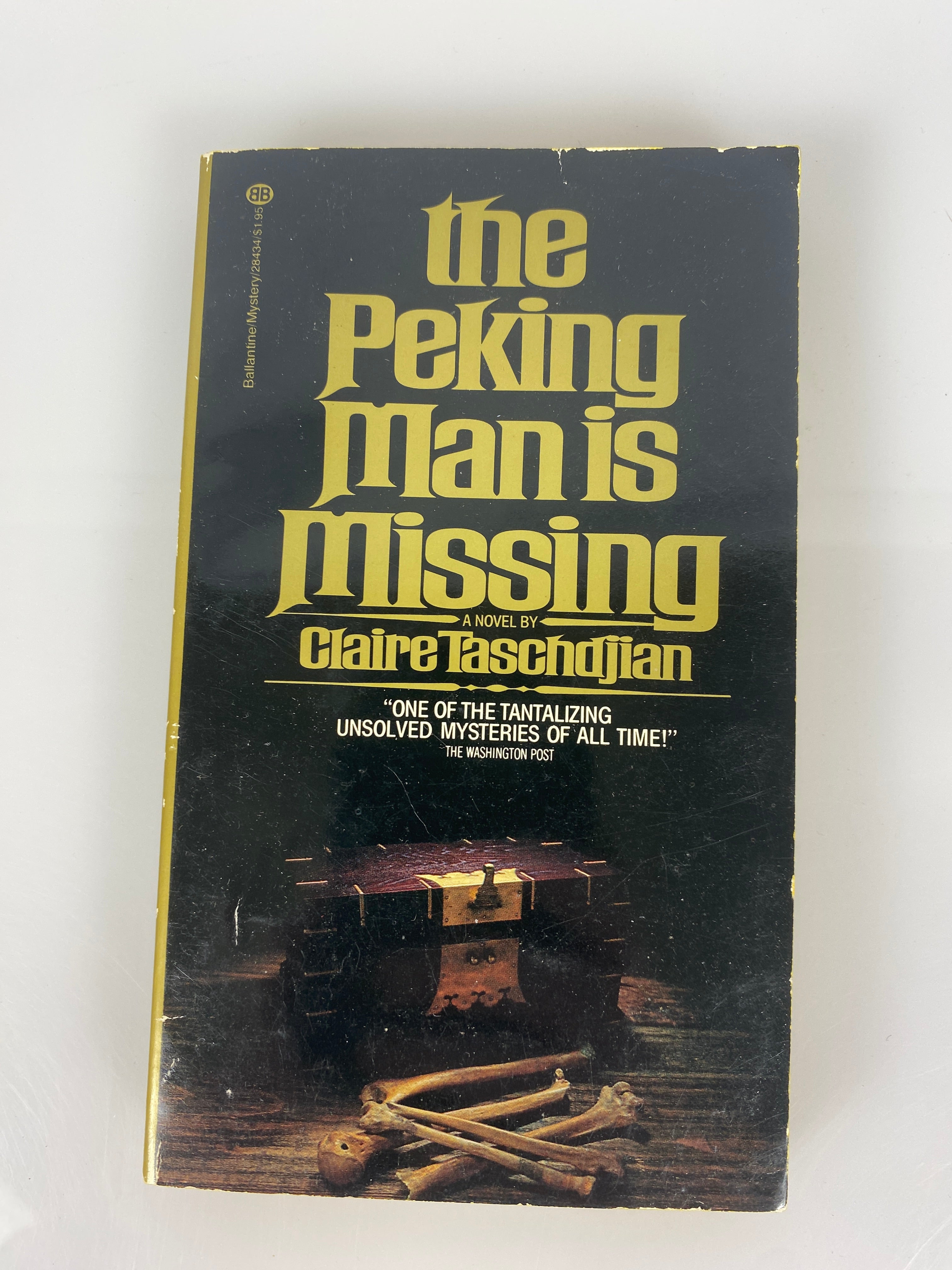 The Peking Man is Missing Claire Taschdjian Paperback 1979
