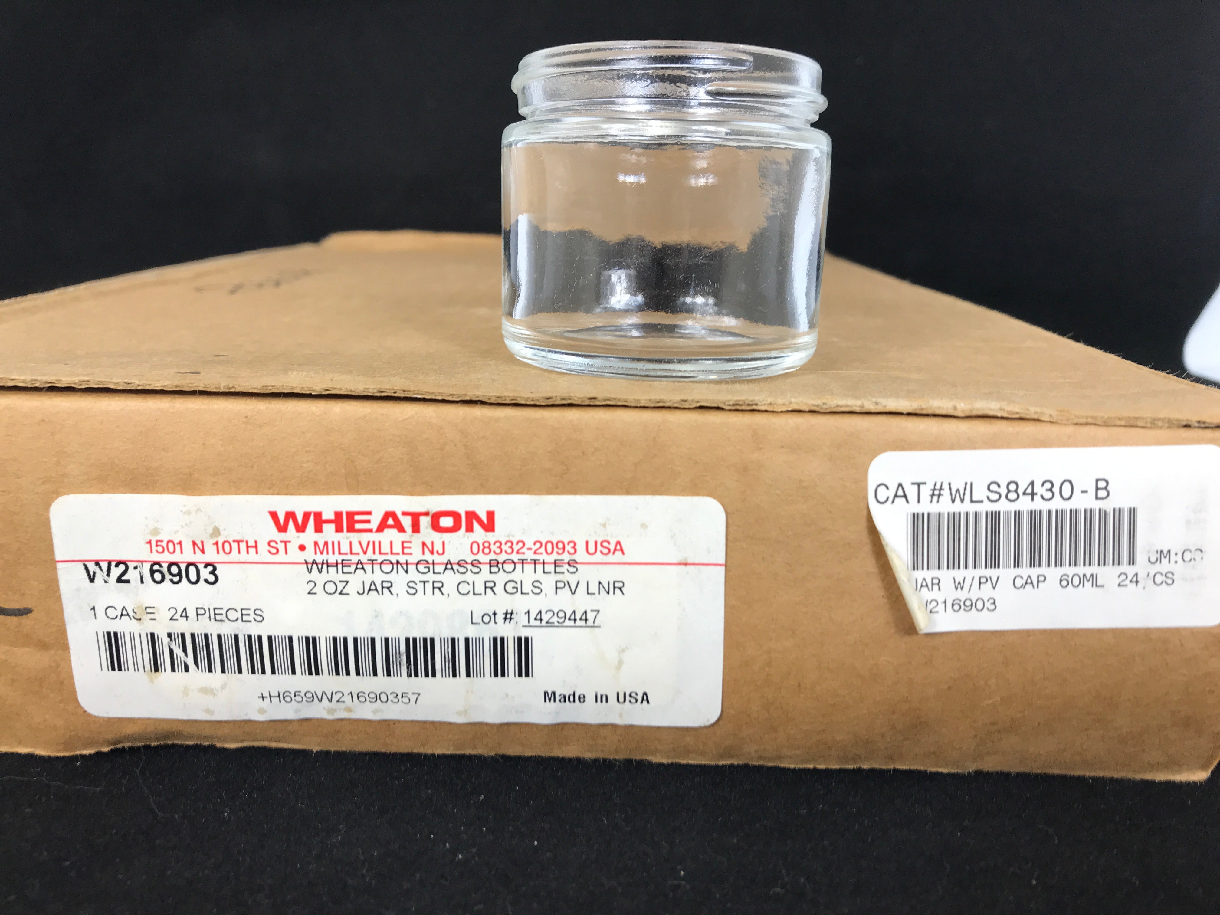 Case of 24 Wheaton 2 OZ Glass Jars W216903 60ml *USED*