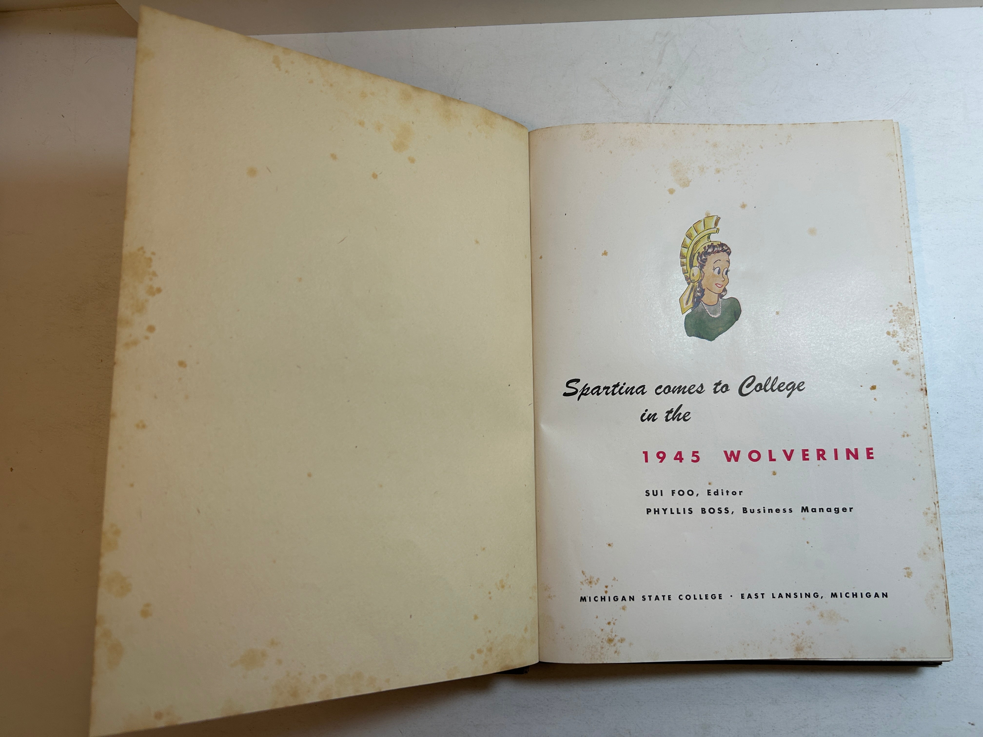 1945 Michigan State College Yearbook Wolverine