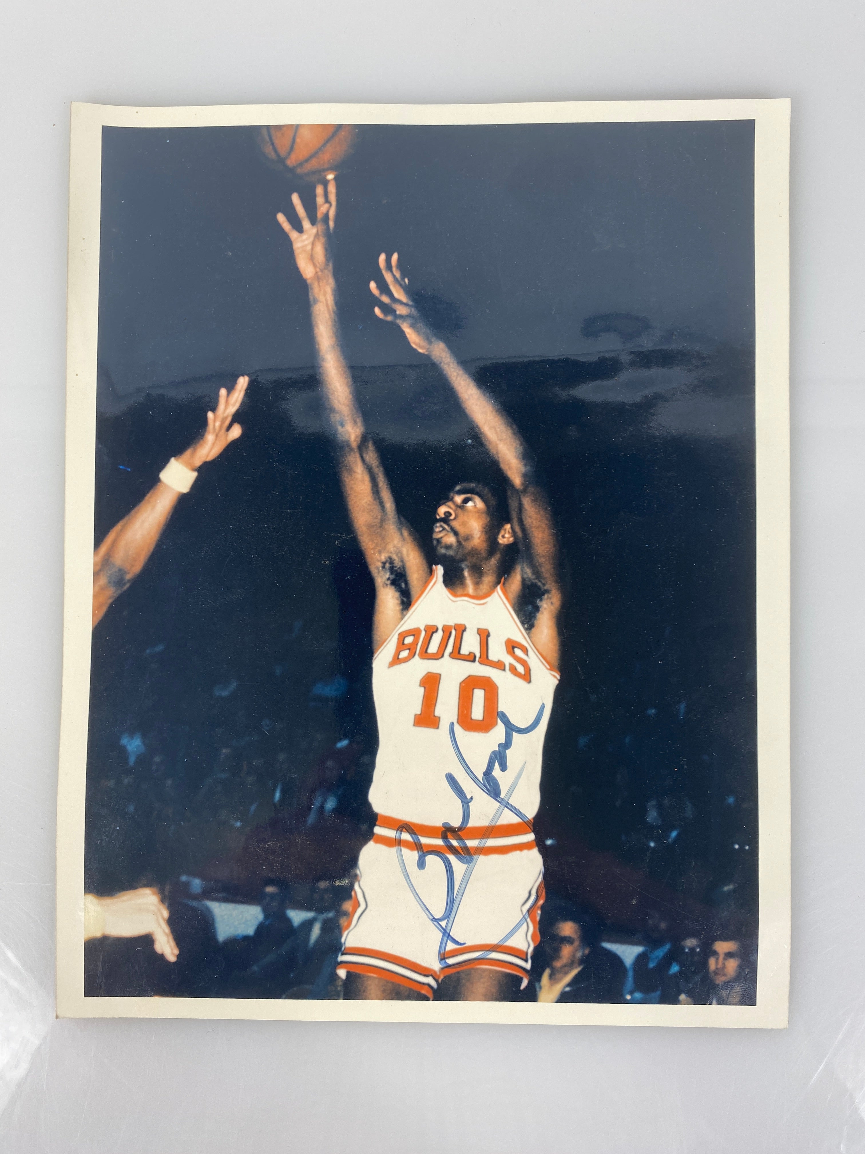 Bob Love Chicago Bulls Autographed Picture