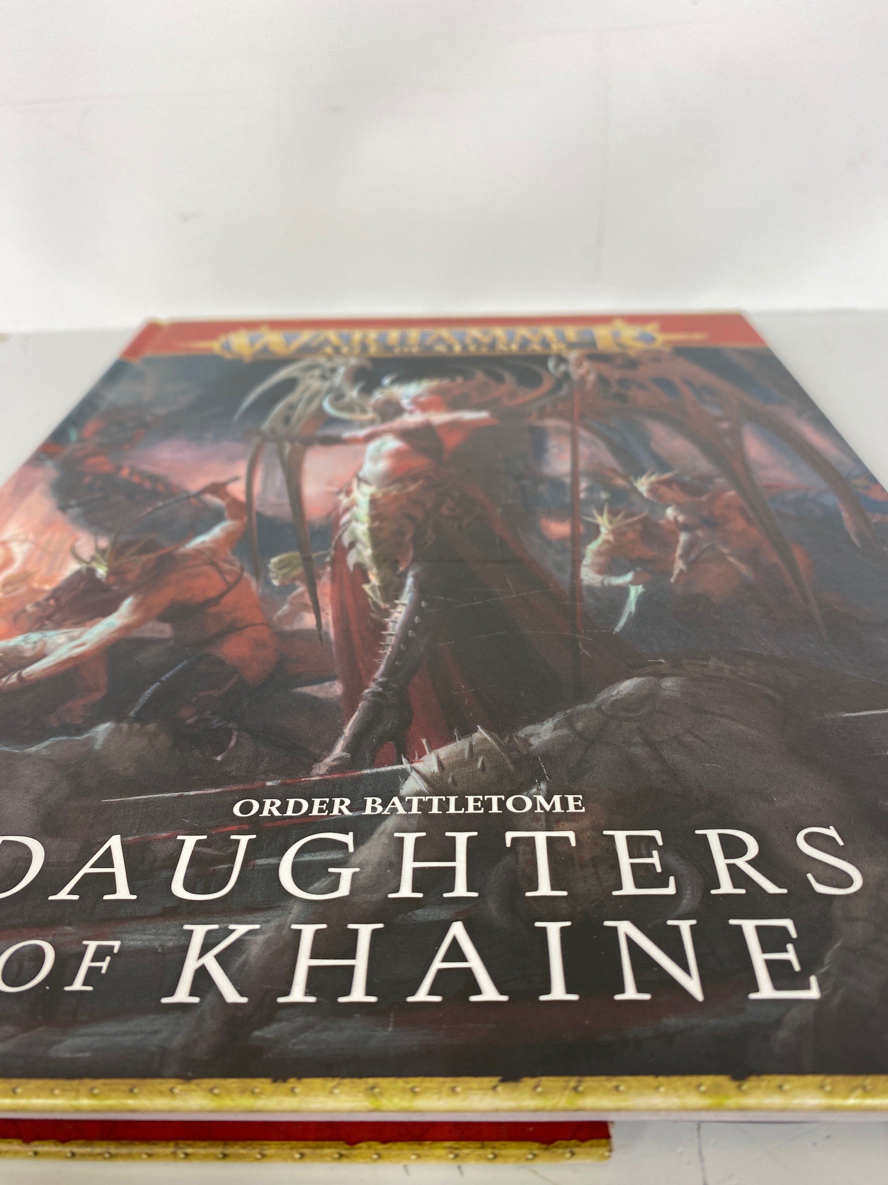 Warhammer Age of Sigmar Chaos Battletome: Daughters of Khaine  HC 2022