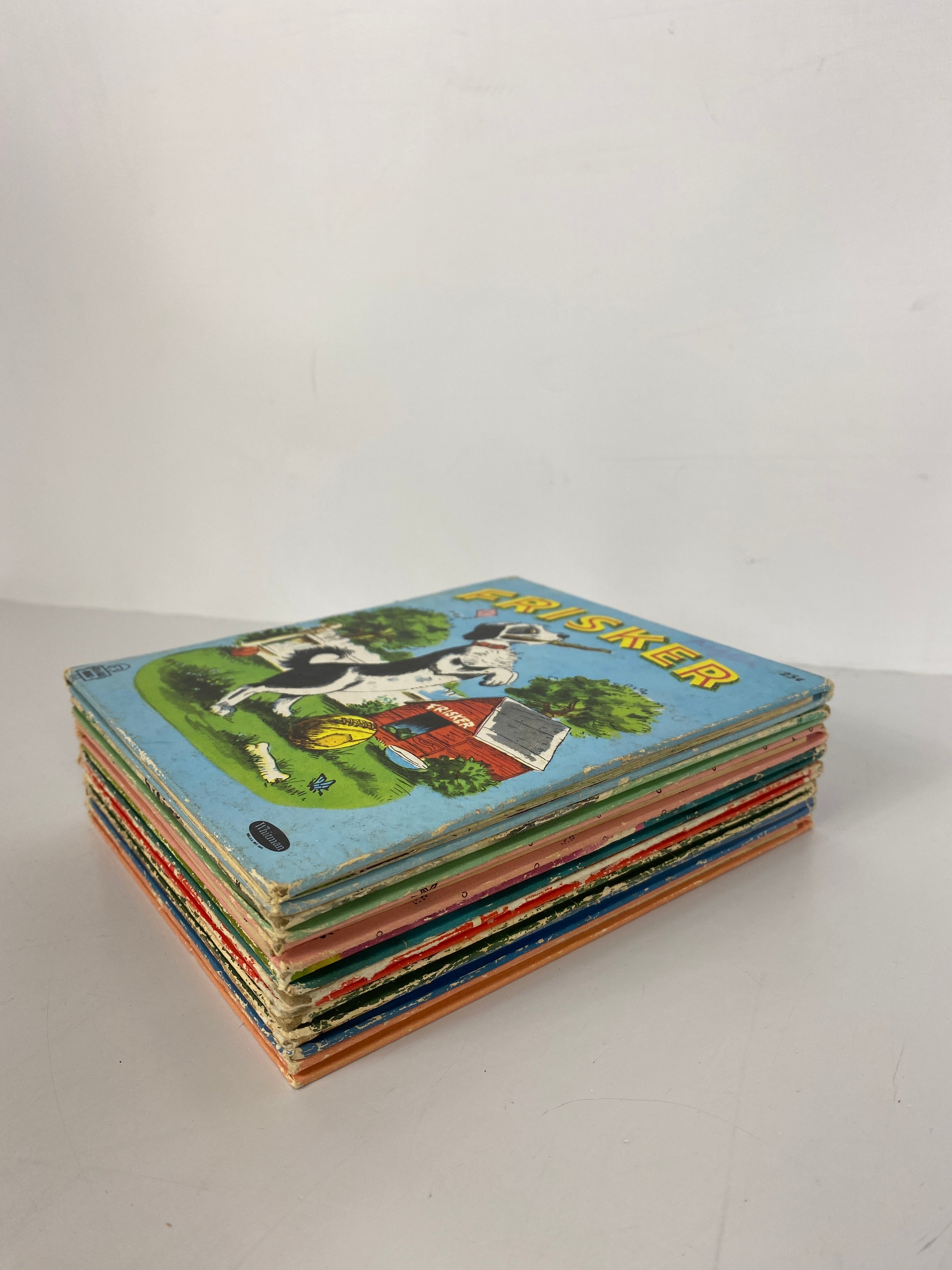 Lot of 8 Vintage Tell-A-Tale Books Bugs Bunny, Lassie, Cpt Kangaroo HC