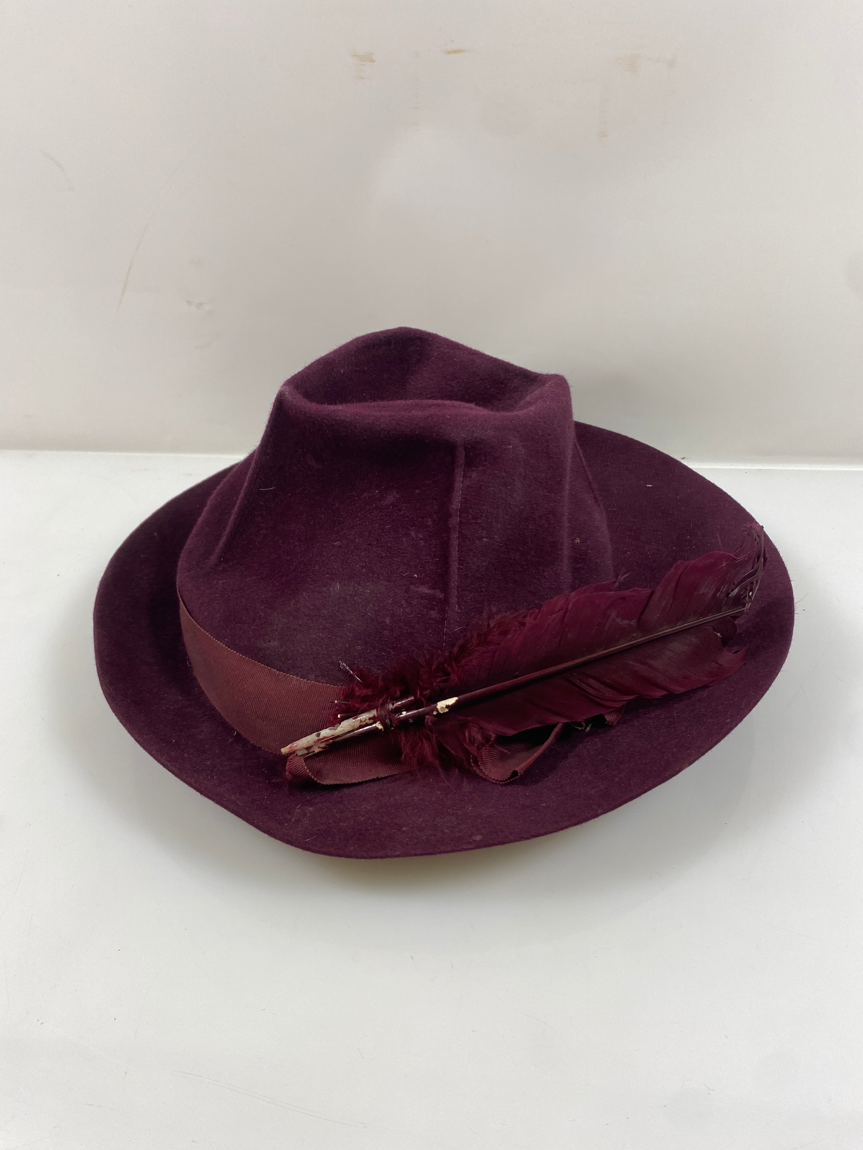 Vintage 1930s Maroon Fedora Hat with Feather