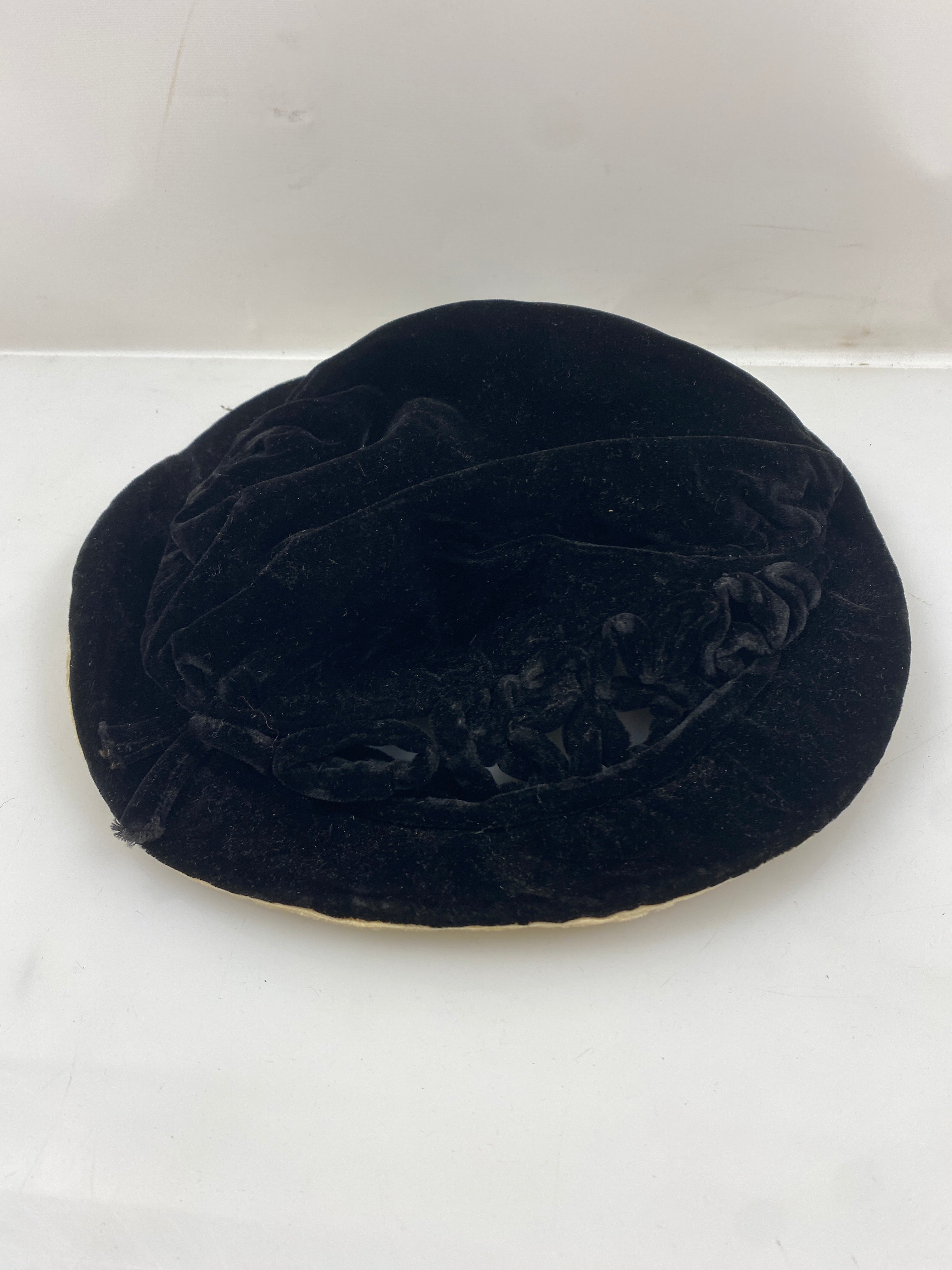 Vintage 1920s Black Velvet Women's Hat