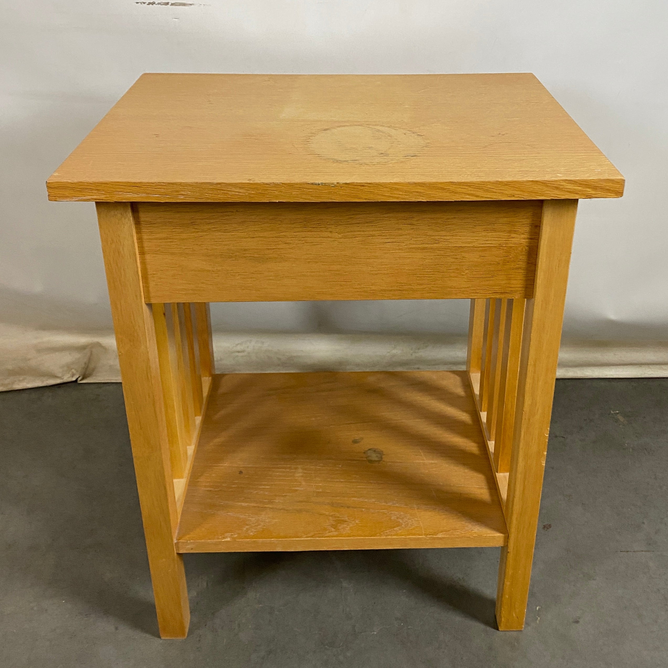 Light Wooden Night Stand w/ Drawer