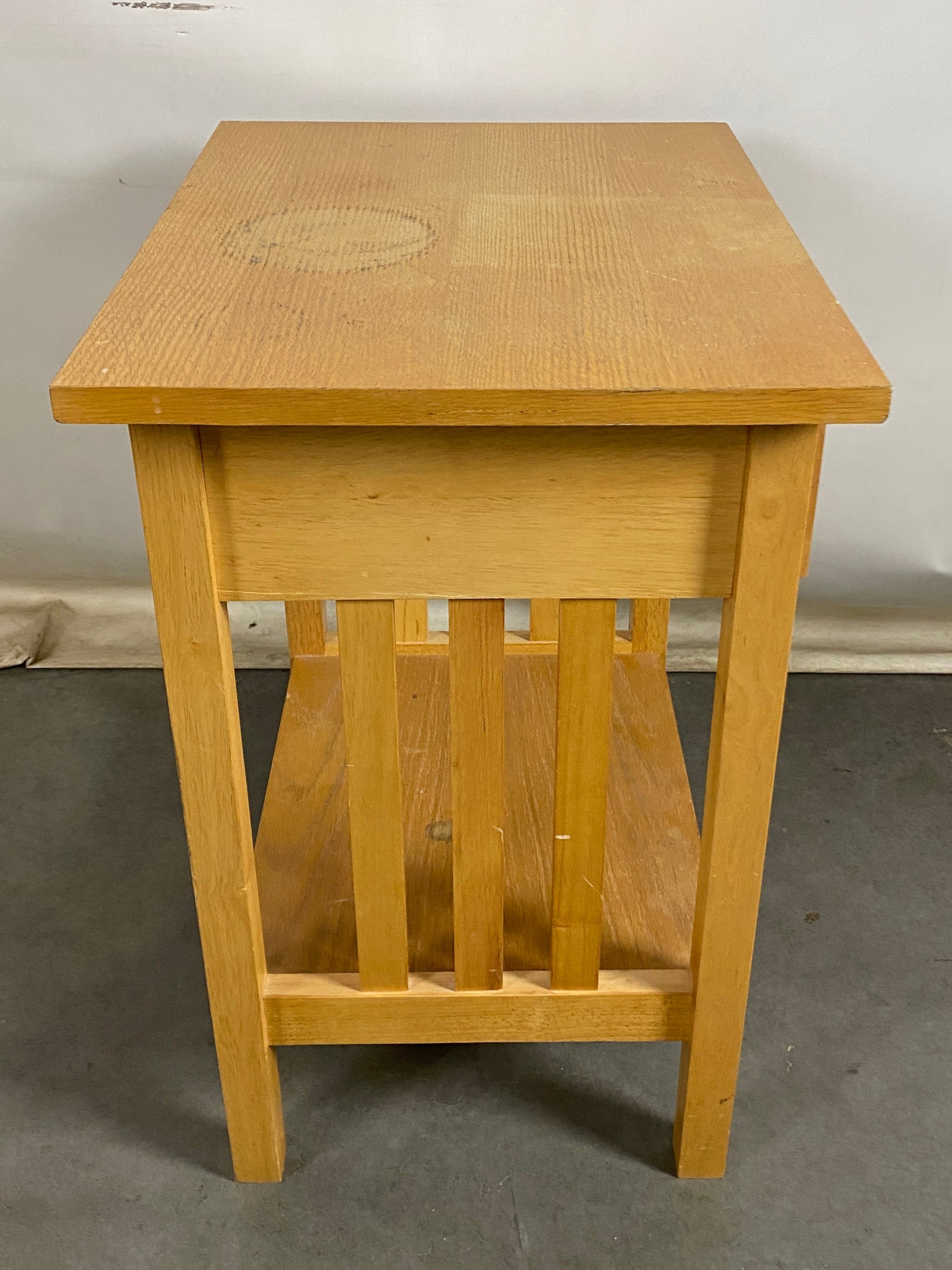 Light Wooden Night Stand w/ Drawer