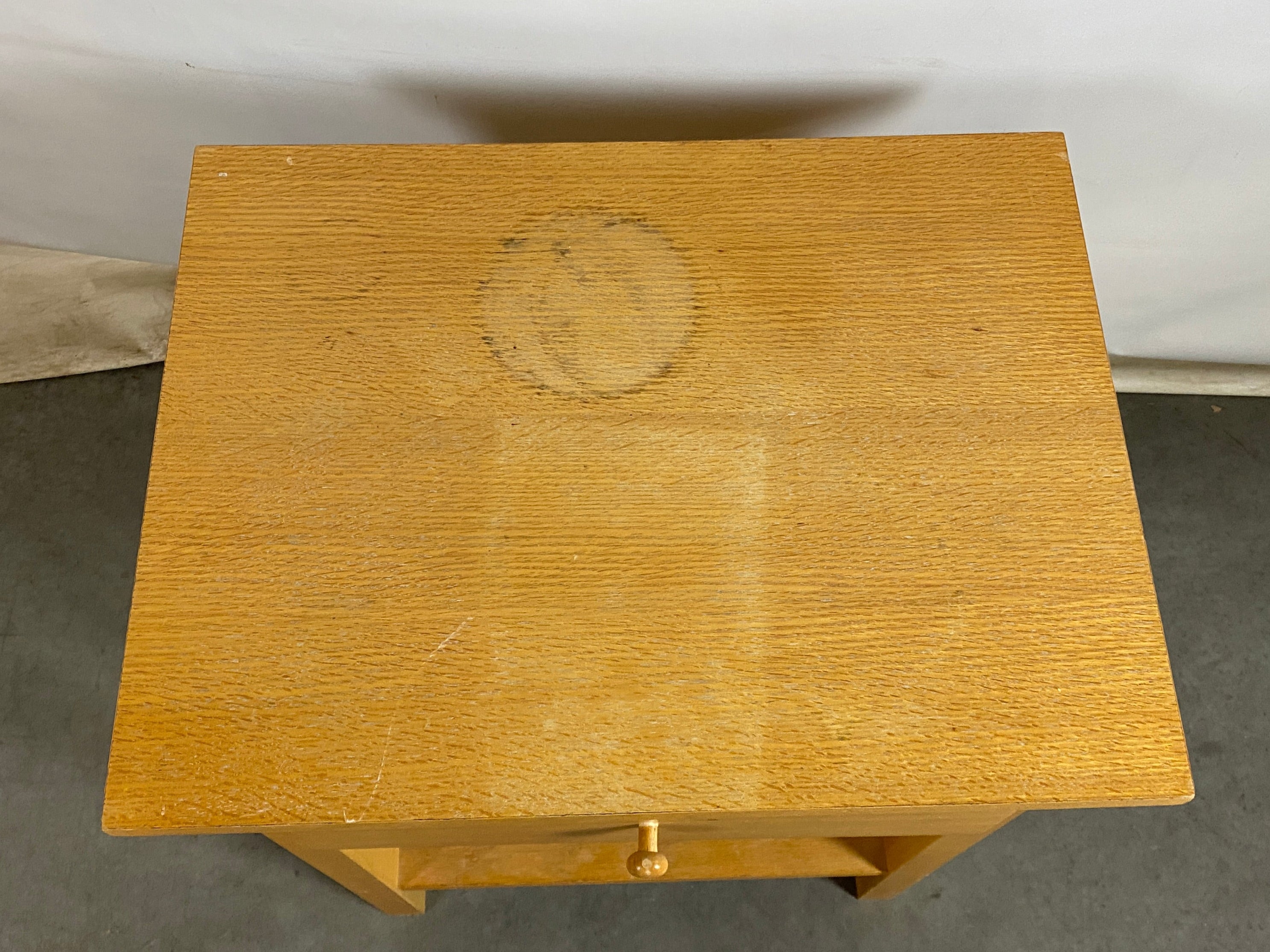 Light Wooden Night Stand w/ Drawer