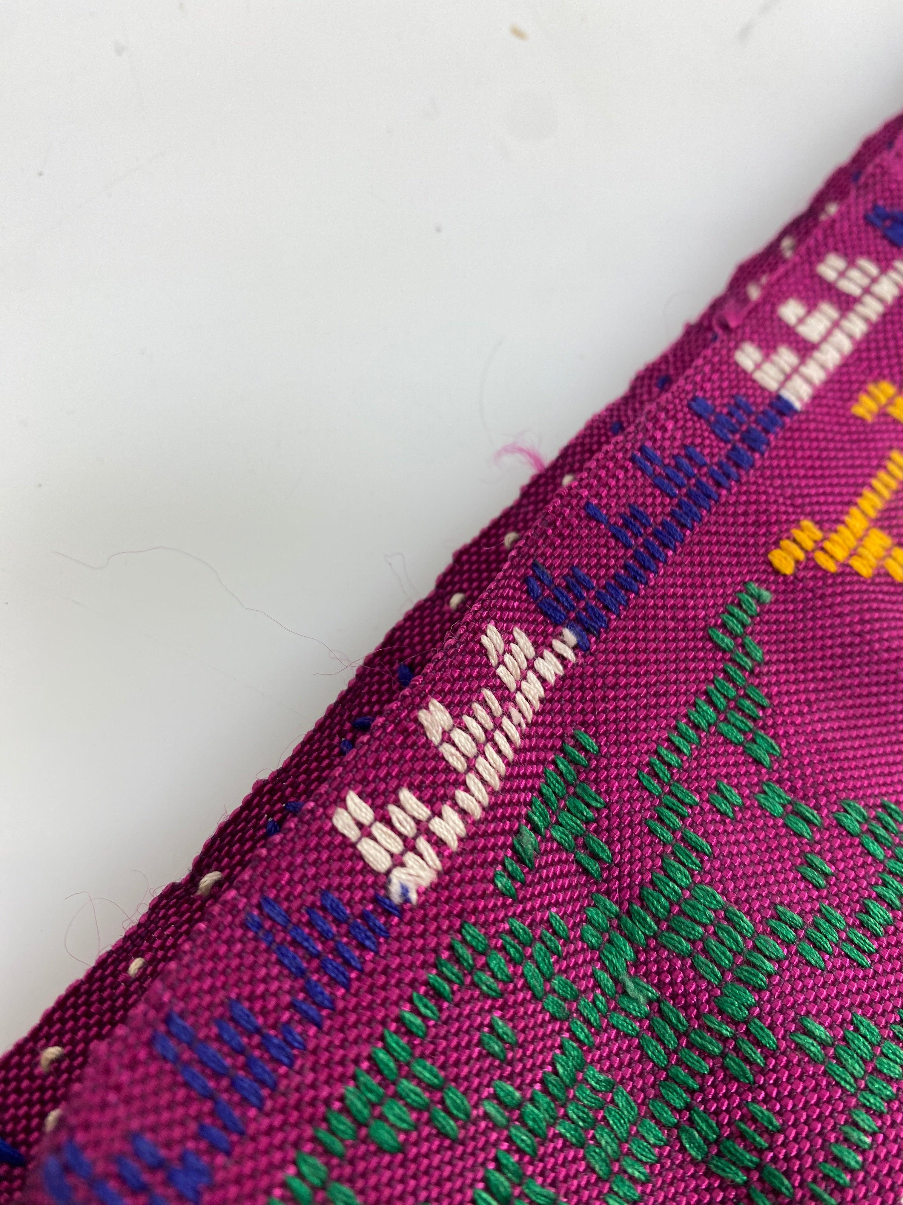 Vintage 1960's Magenta Patterned Belt