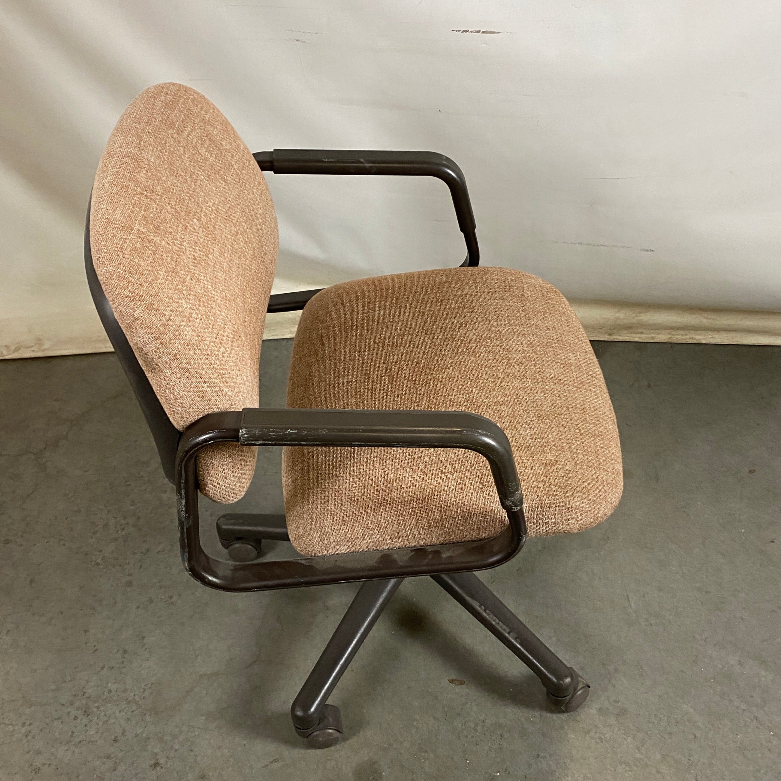 Vintage Hon #4002GG Beige Adjustable Wheeled Office Chair