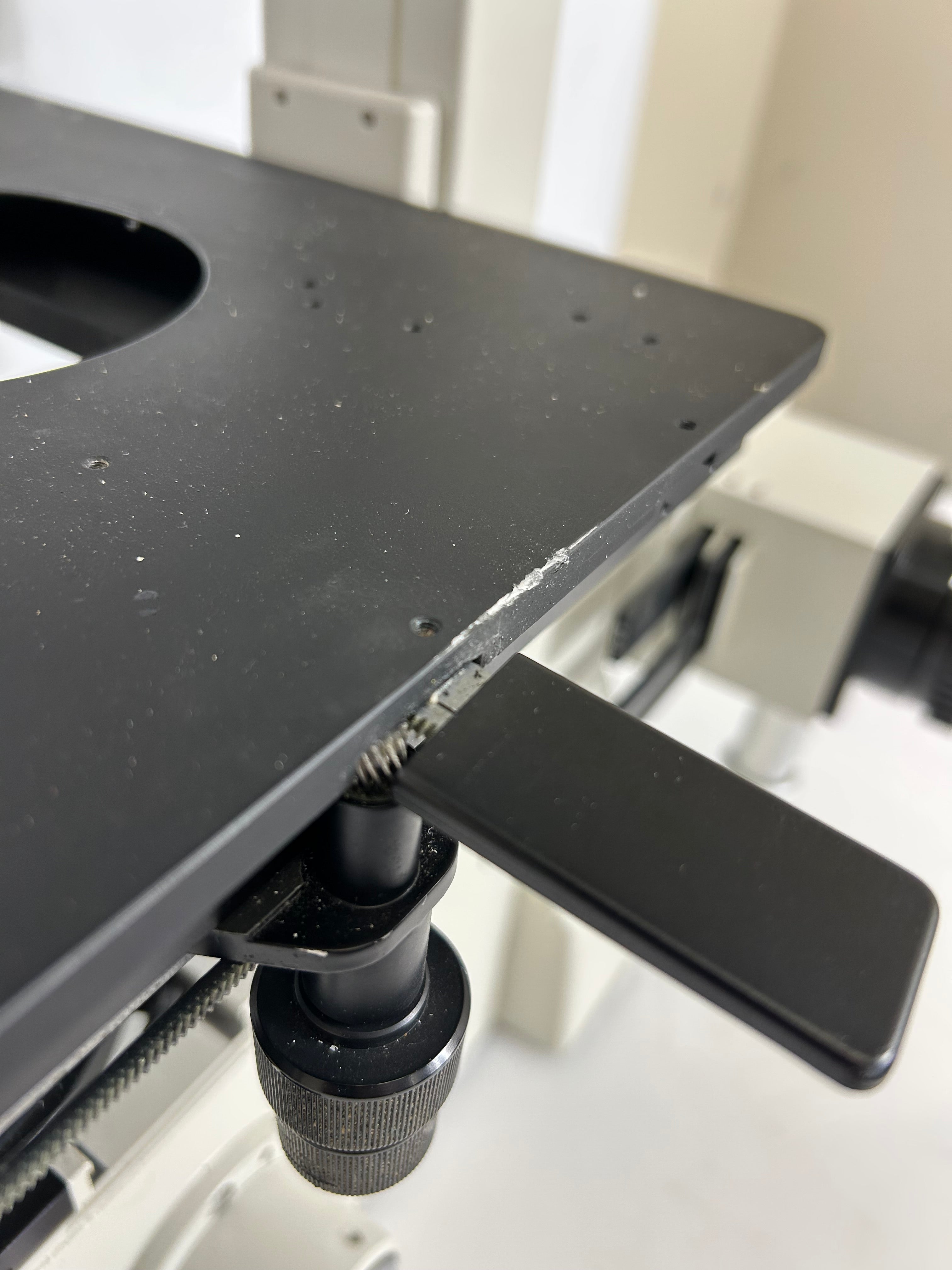 Nikon Eclipse TE2000-U Inverted Research Microscope *For Parts Only*