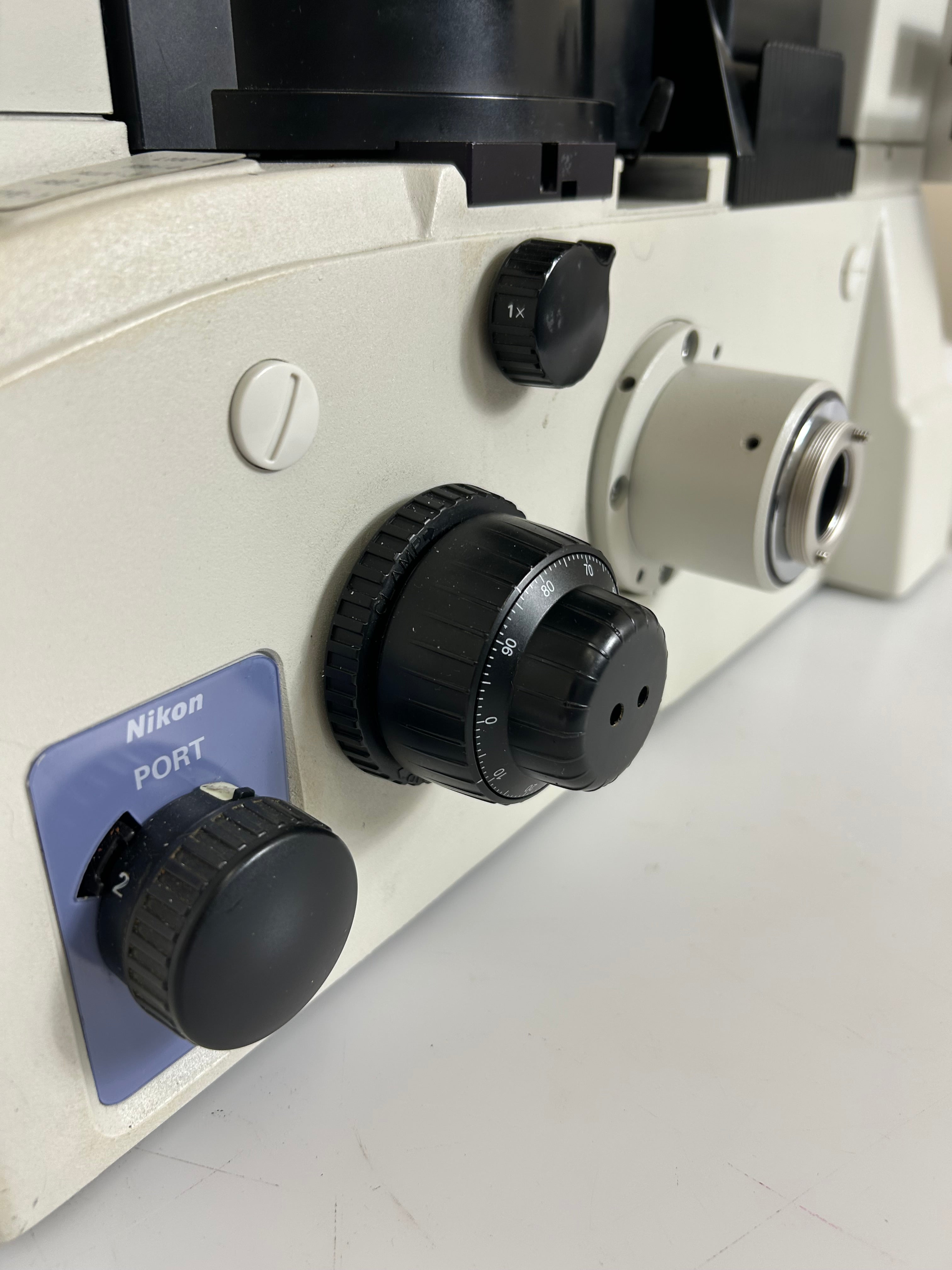 Nikon Eclipse TE2000-U Inverted Research Microscope *For Parts Only*