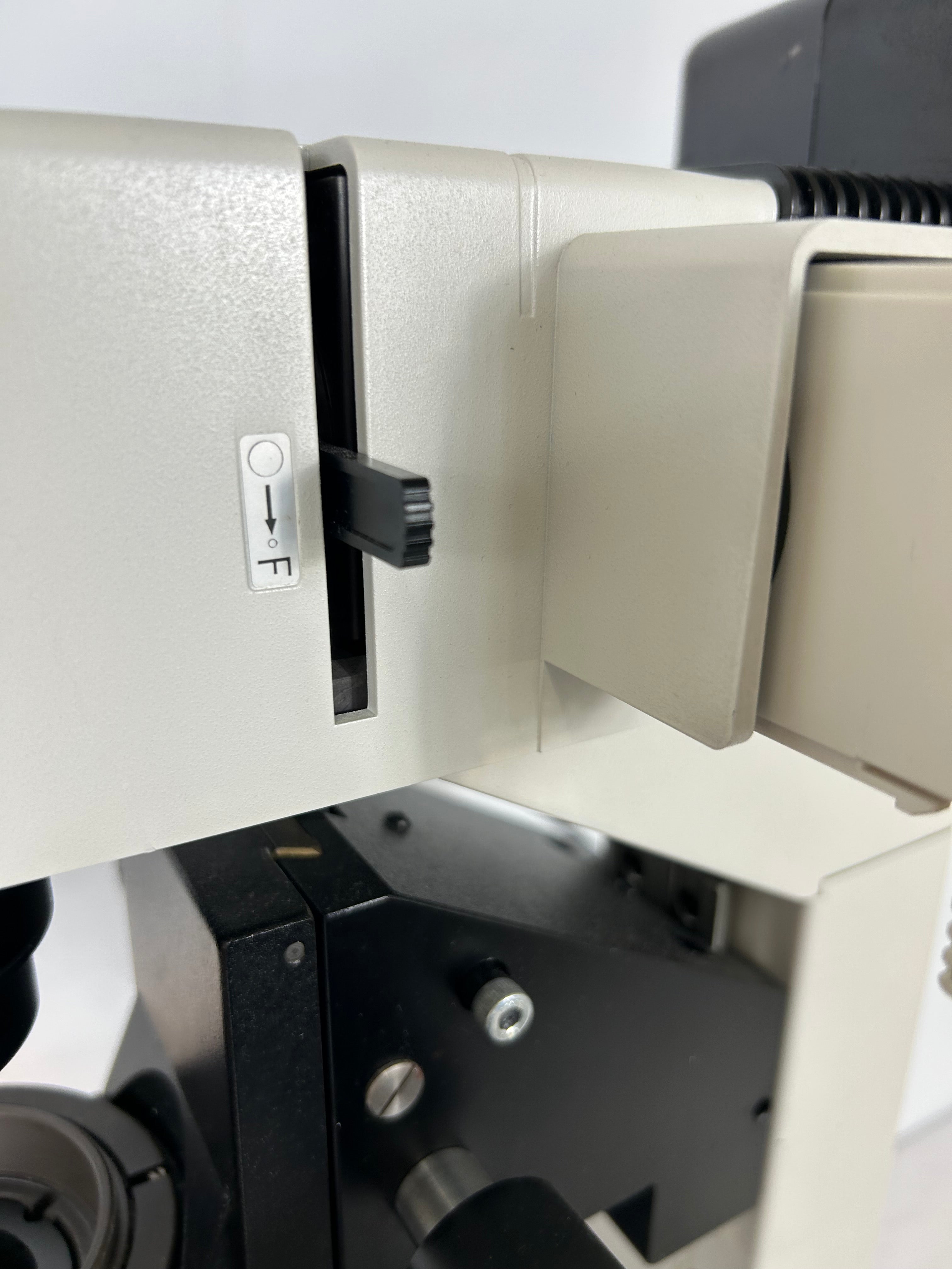 Nikon Eclipse TE2000-U Inverted Research Microscope *For Parts Only*