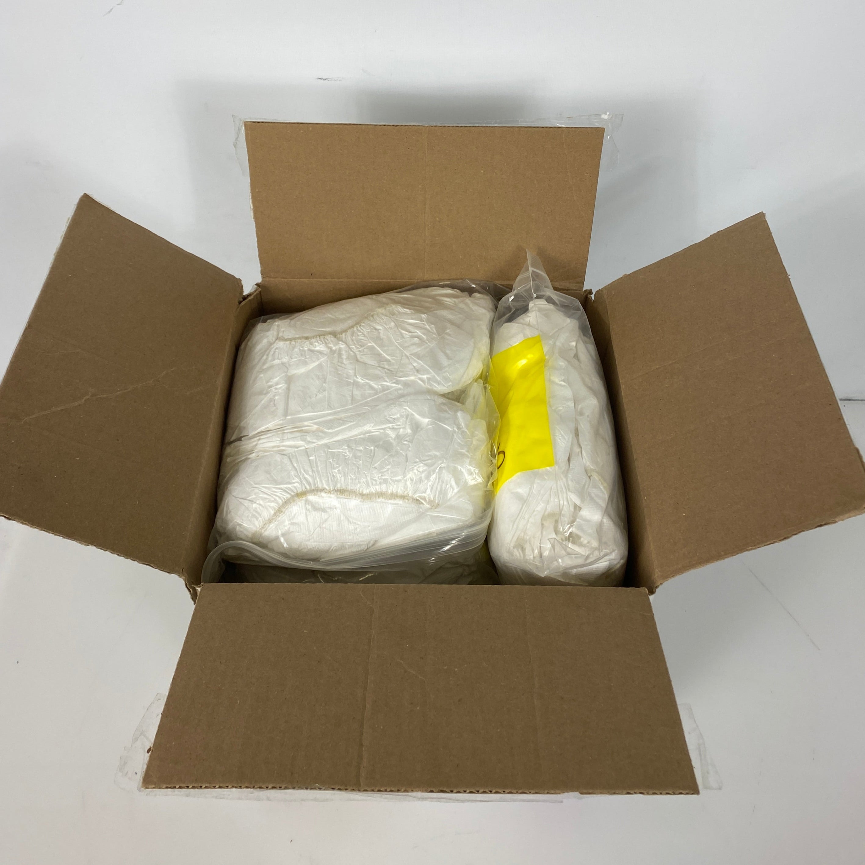 3M/McMaster-Carr #845659 White Disposable Hats 180 Pack
