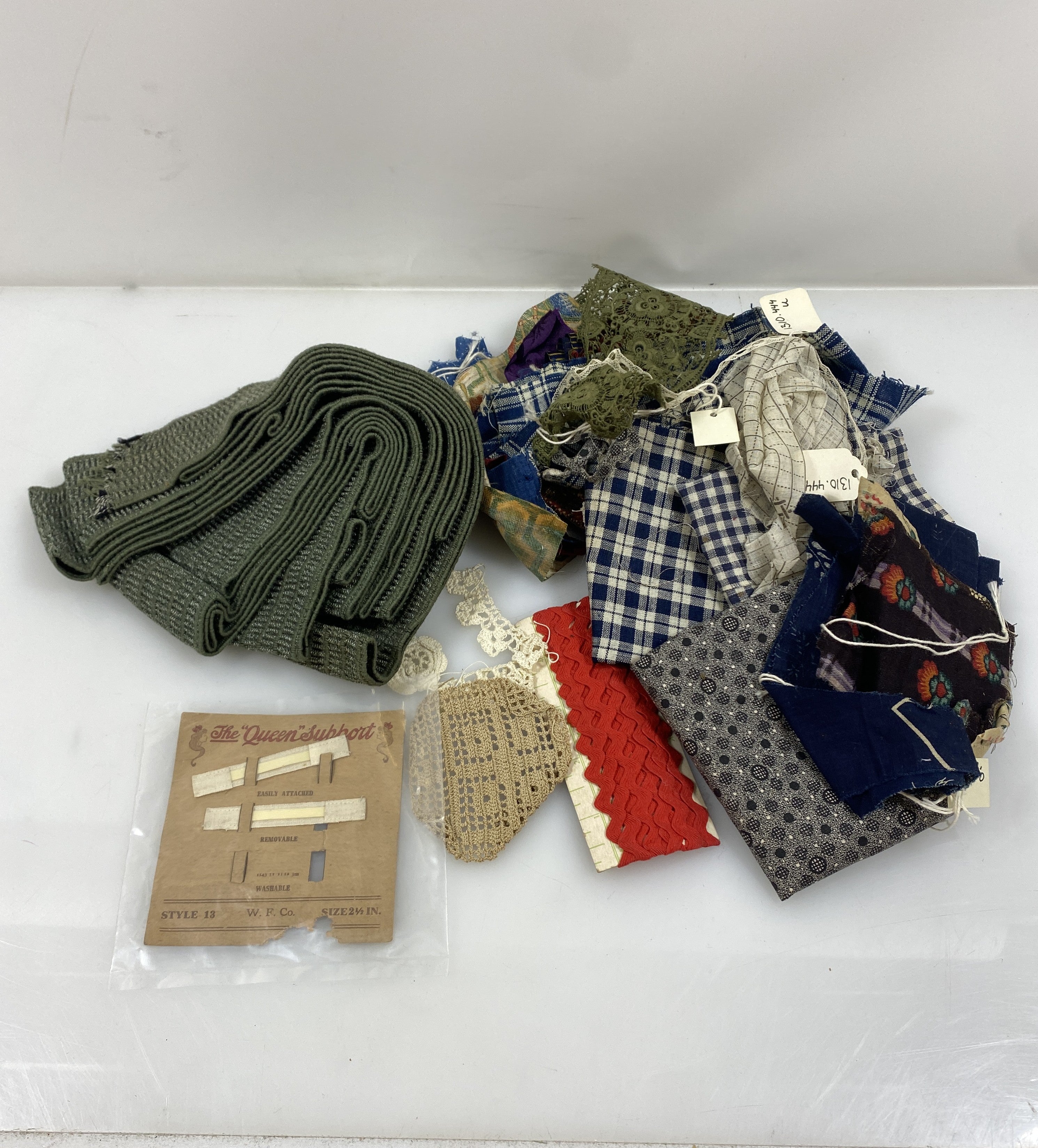 Vintage Fabric and Trim Scraps