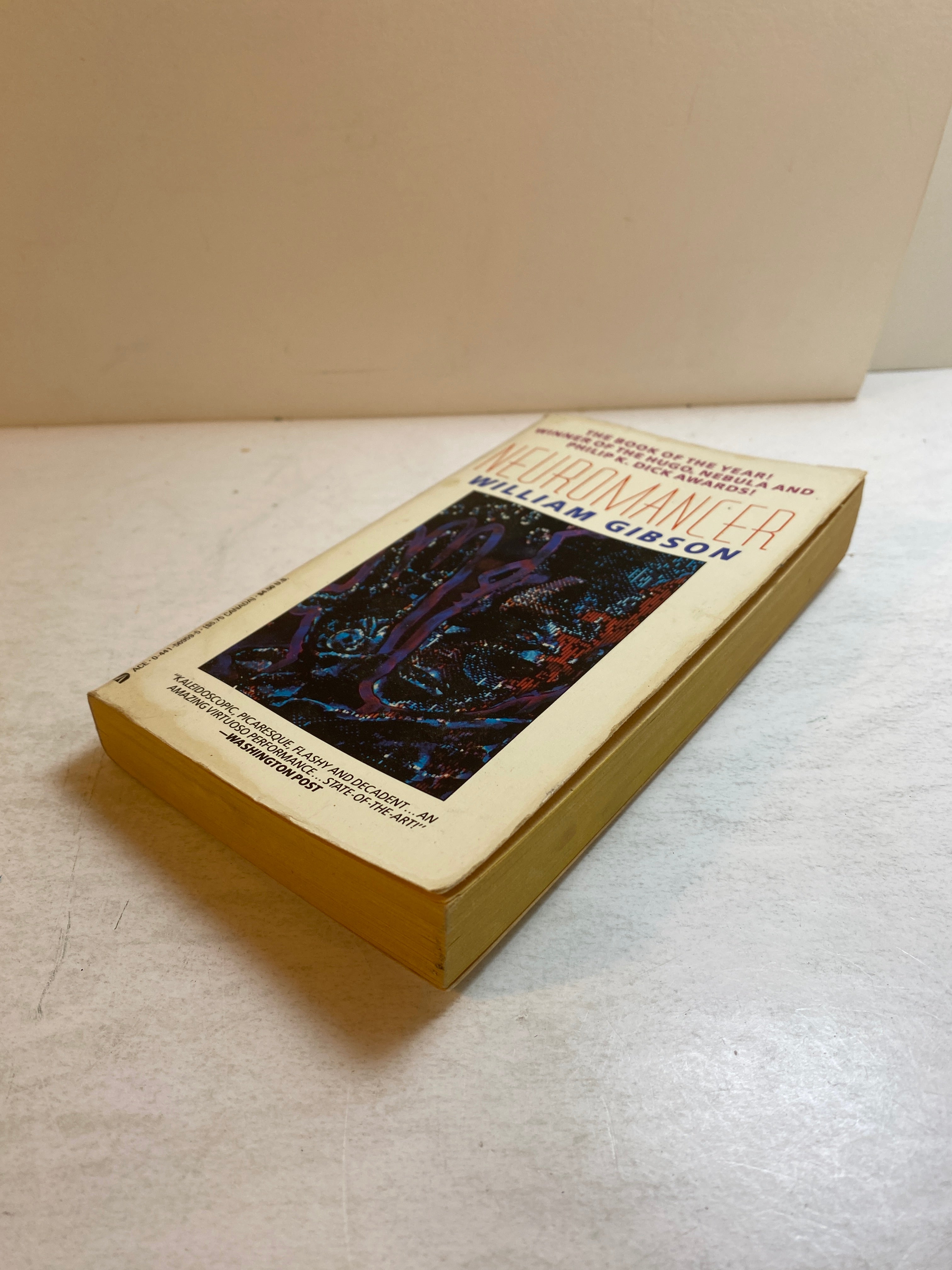 Neuromancer William Gibson paperback 1984