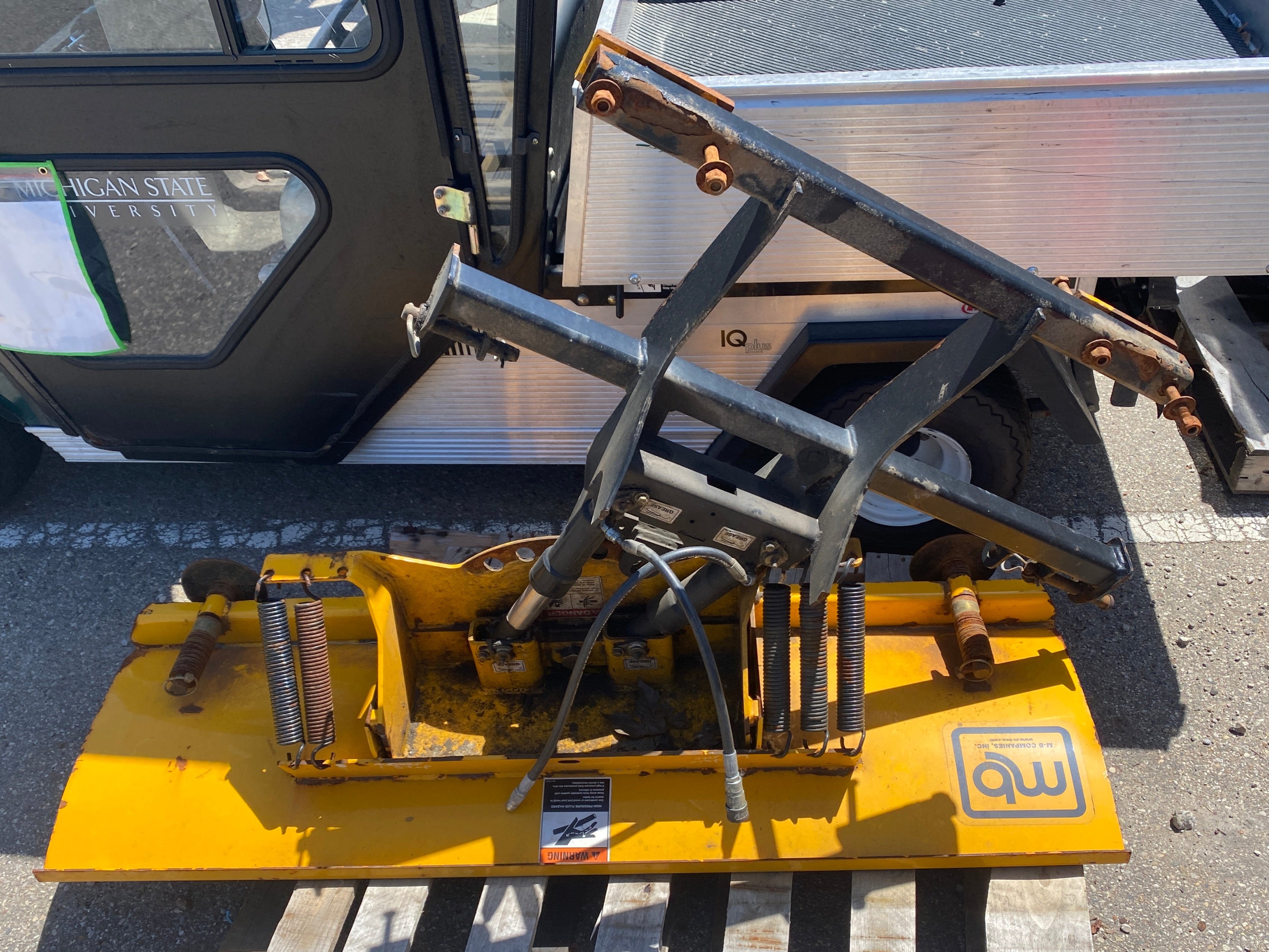 MB Yellow Hydraulic Plow